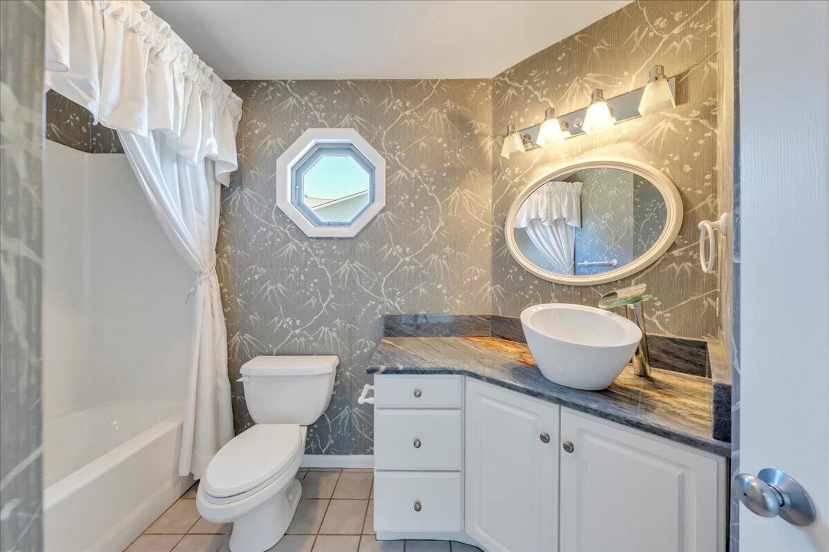 104 Lookout Pointe Dr, Moneta, Virginia image 24