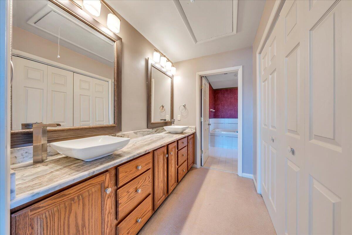 104 Lookout Pointe Dr, Moneta, Virginia image 37