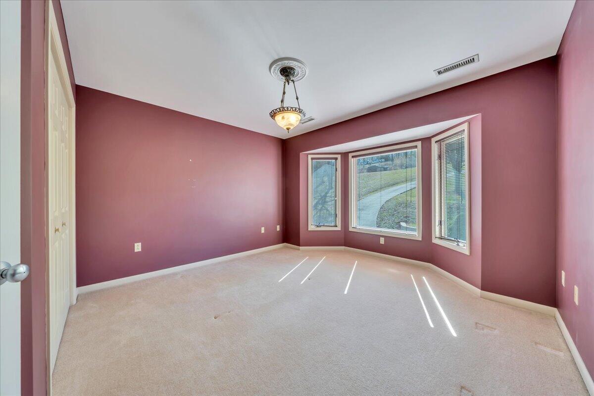 104 Lookout Pointe Dr, Moneta, Virginia image 34