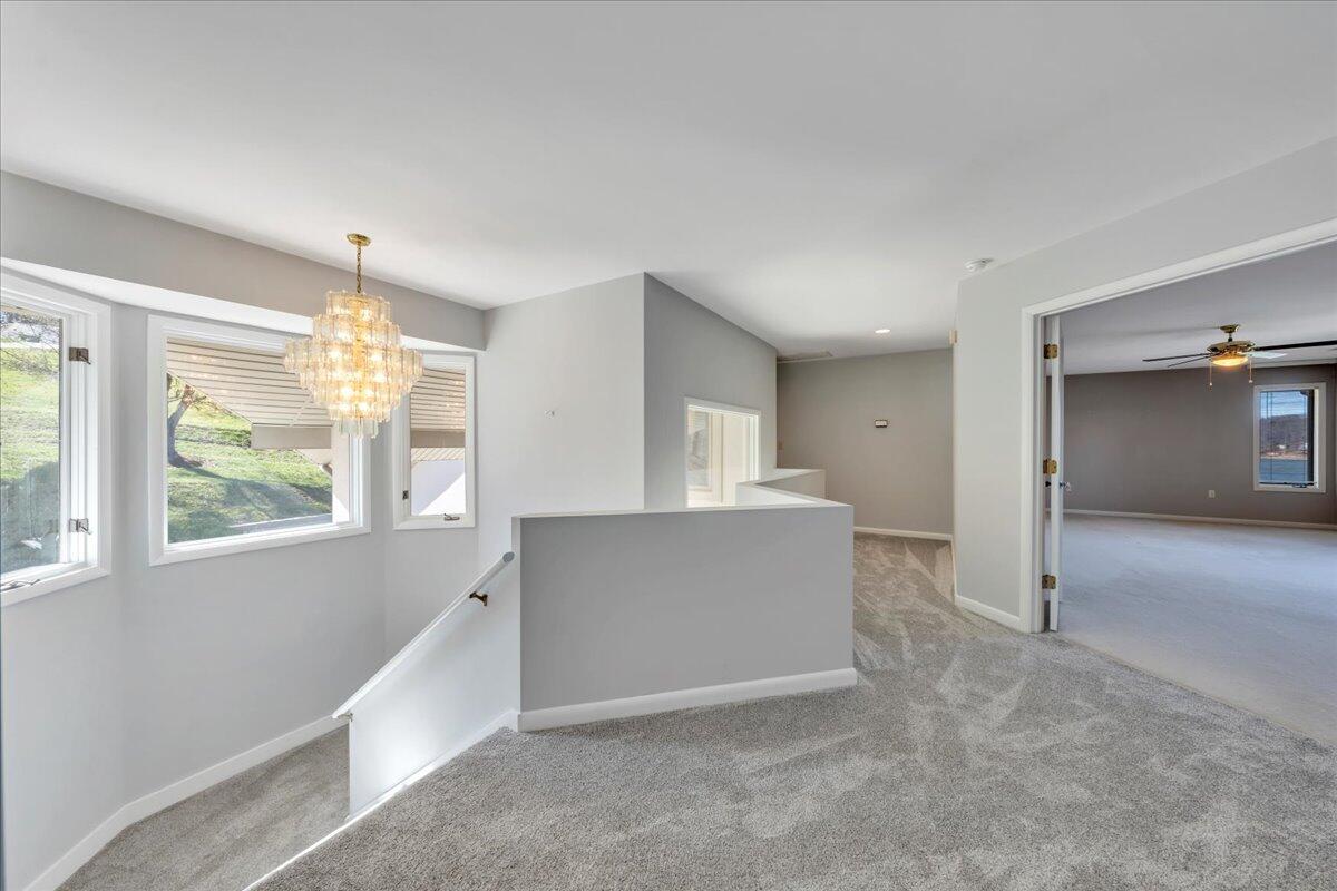104 Lookout Pointe Dr, Moneta, Virginia image 33
