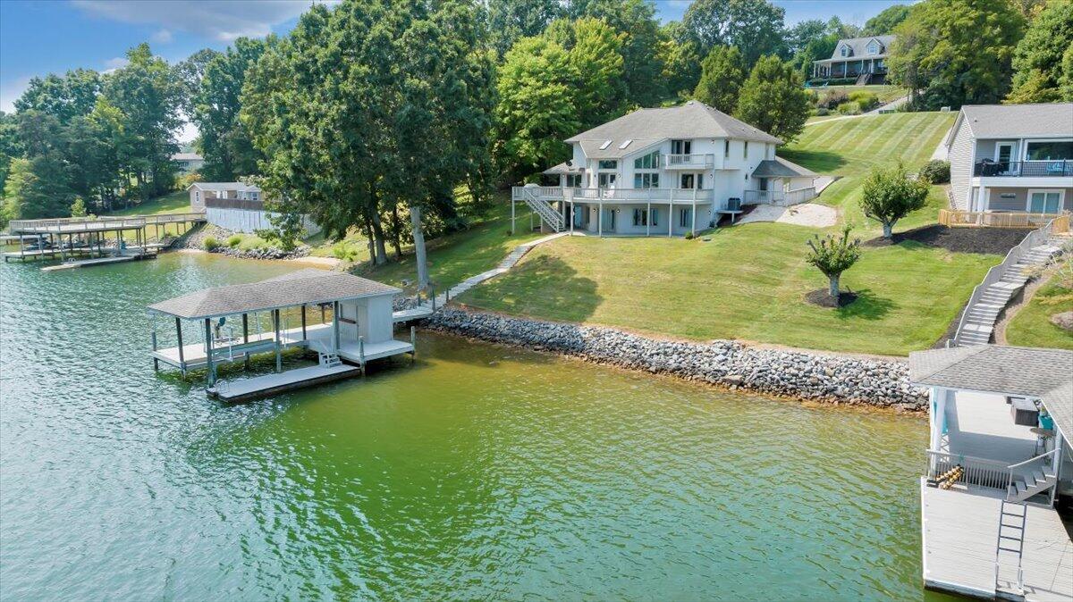 104 Lookout Pointe Dr, Moneta, Virginia image 3