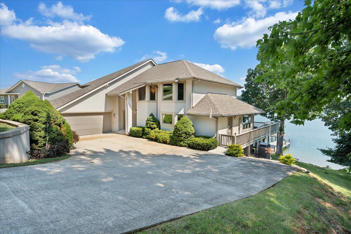 104 Lookout Pointe Dr, Moneta, Virginia image 26