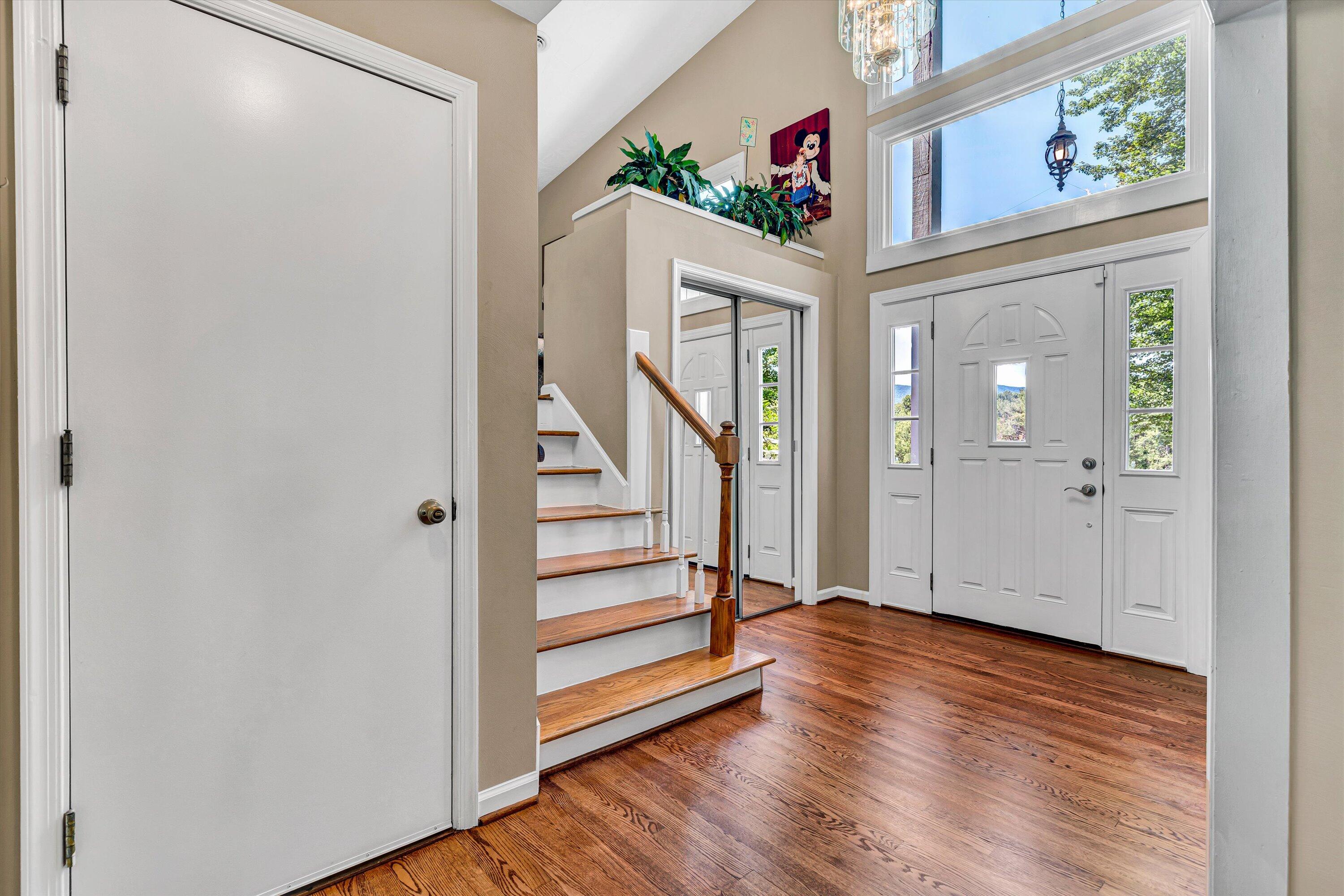 Roanoke, Virginia 24018, United States, 4 Bedrooms Bedrooms, ,3 BathroomsBathrooms,Residential,Active,146871