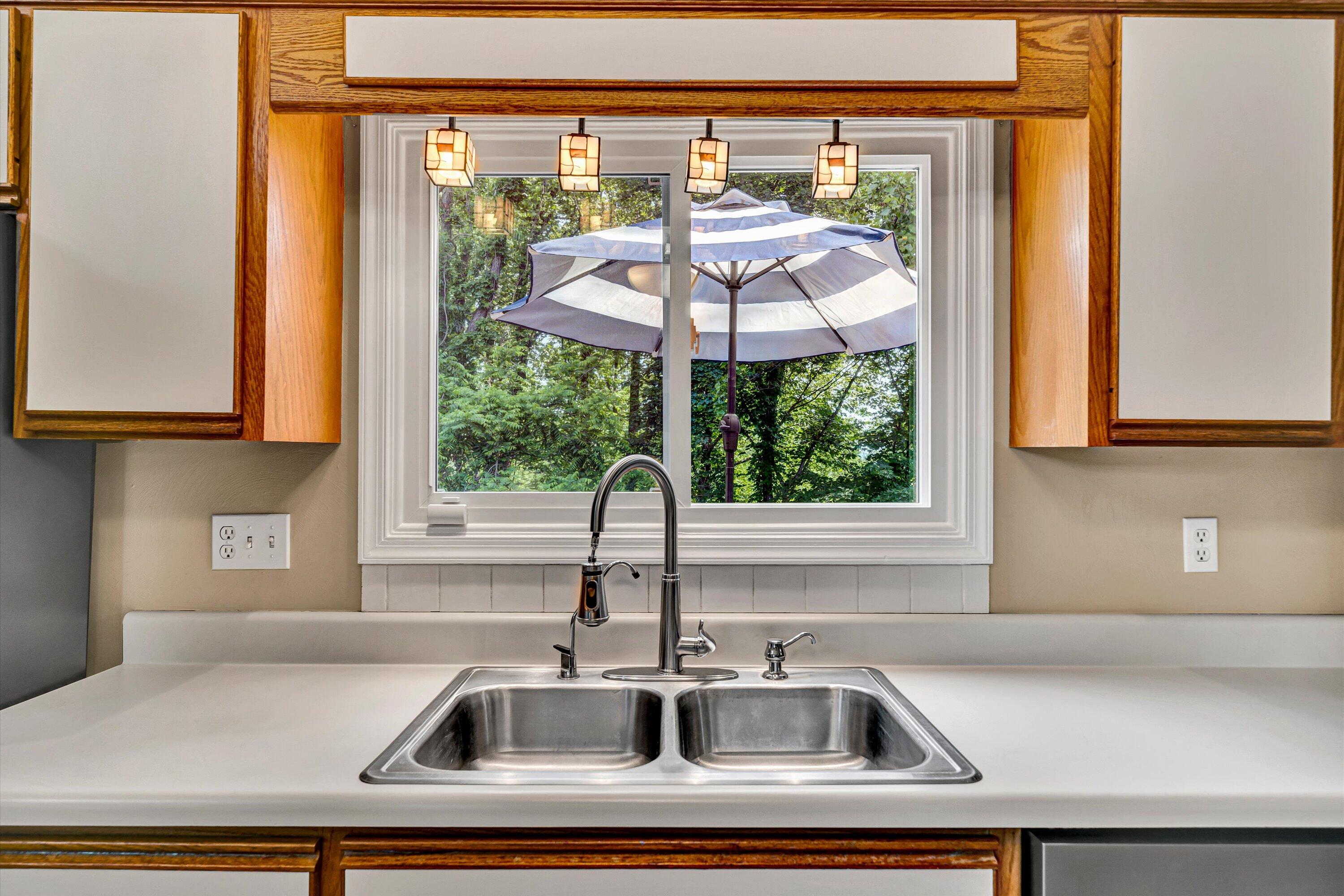 Roanoke, Virginia 24018, United States, 4 Bedrooms Bedrooms, ,3 BathroomsBathrooms,Residential,Active,146871