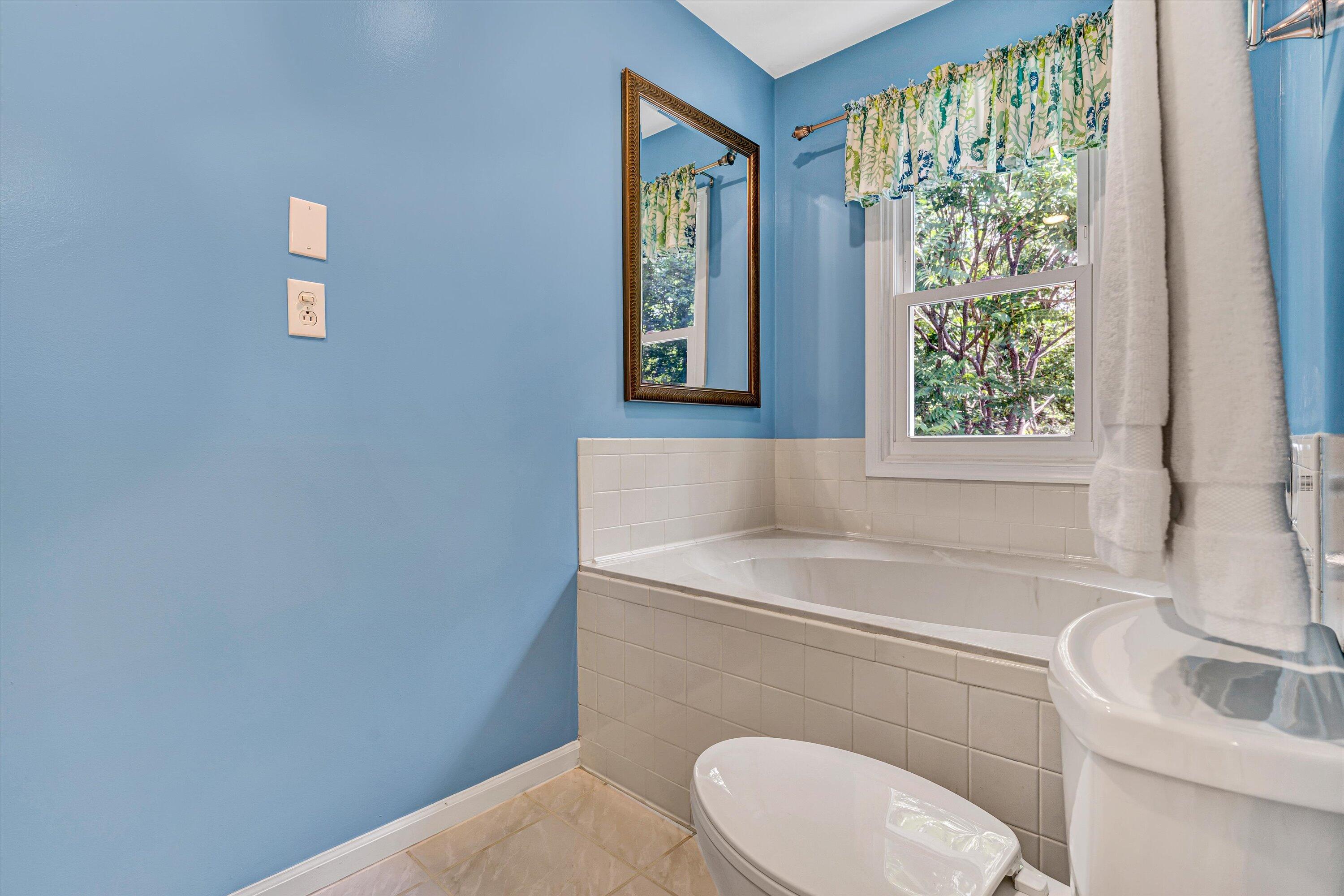 Roanoke, Virginia 24018, United States, 4 Bedrooms Bedrooms, ,3 BathroomsBathrooms,Residential,Active,146871