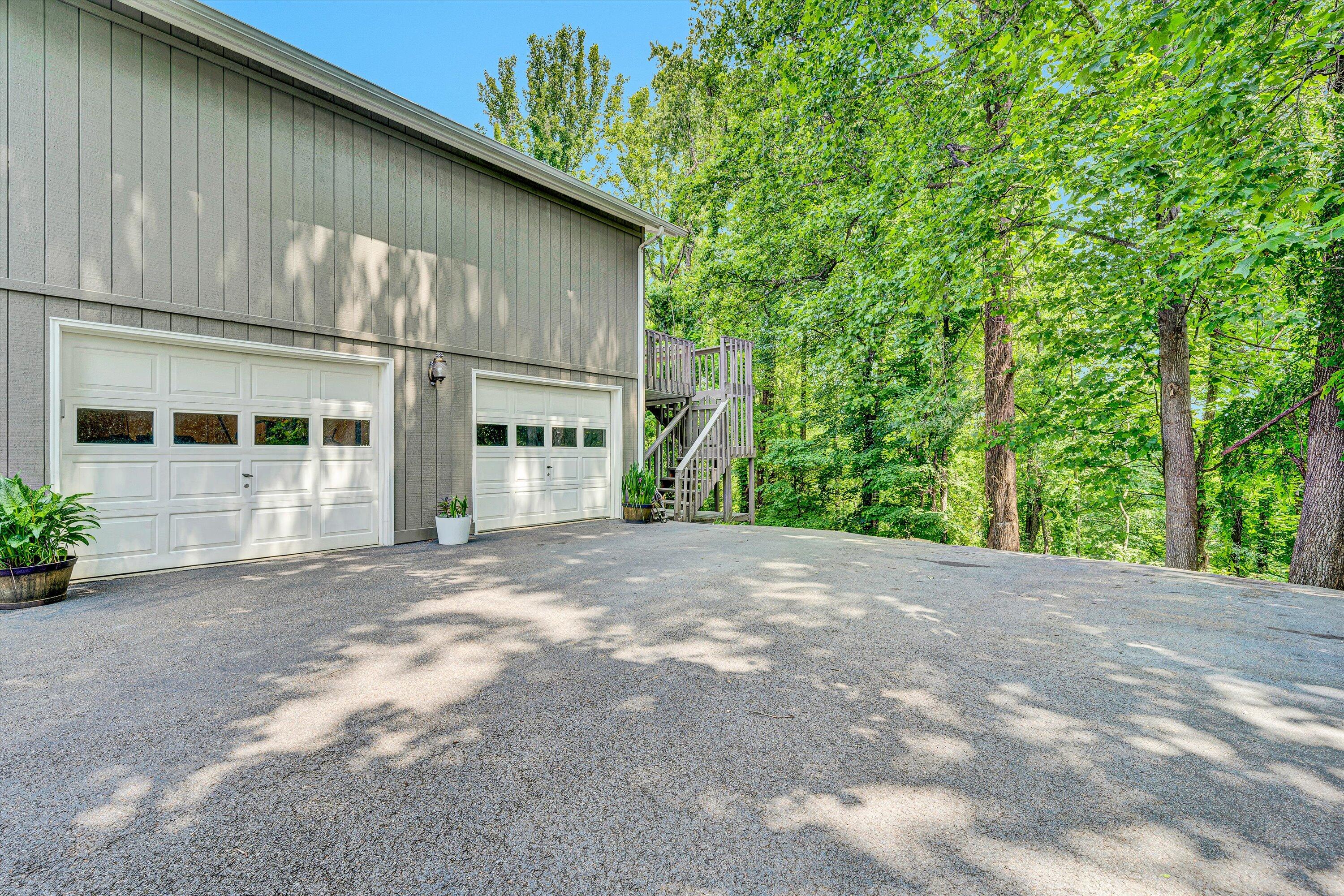 Roanoke, Virginia 24018, United States, 4 Bedrooms Bedrooms, ,3 BathroomsBathrooms,Residential,Active,146871