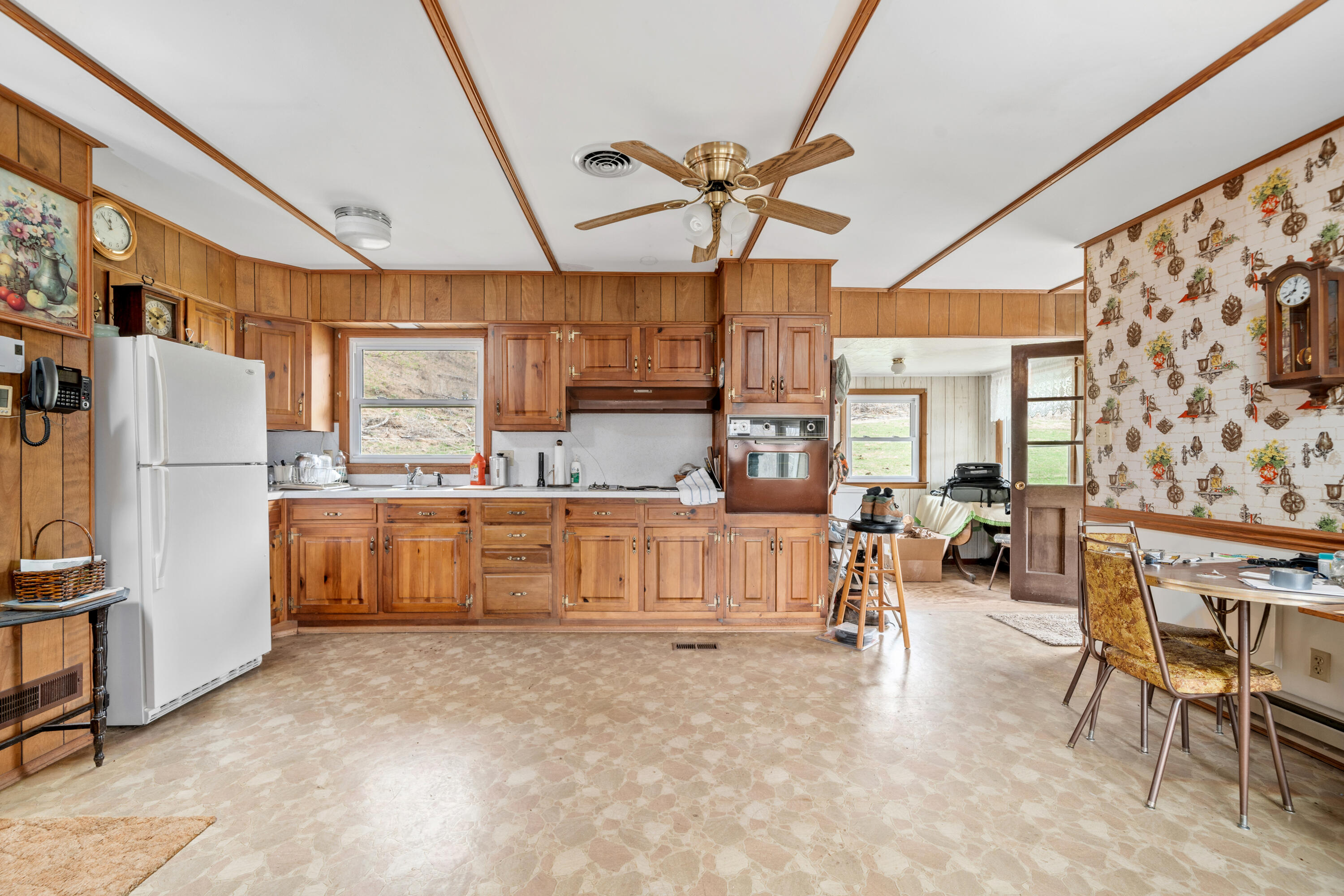 11892 Craig Creek Rd, Eagle Rock, Virginia image 8