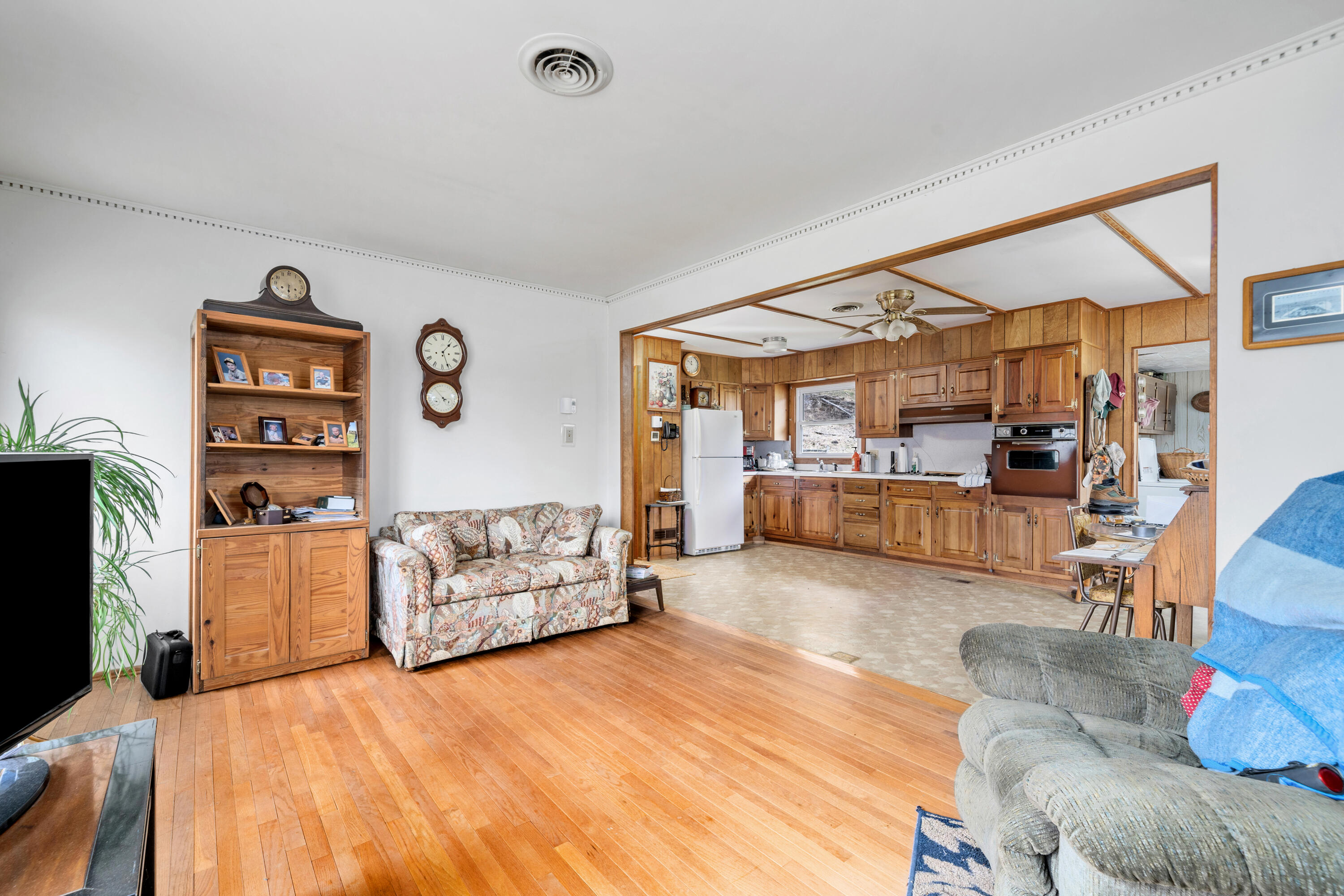 11892 Craig Creek Rd, Eagle Rock, Virginia image 7