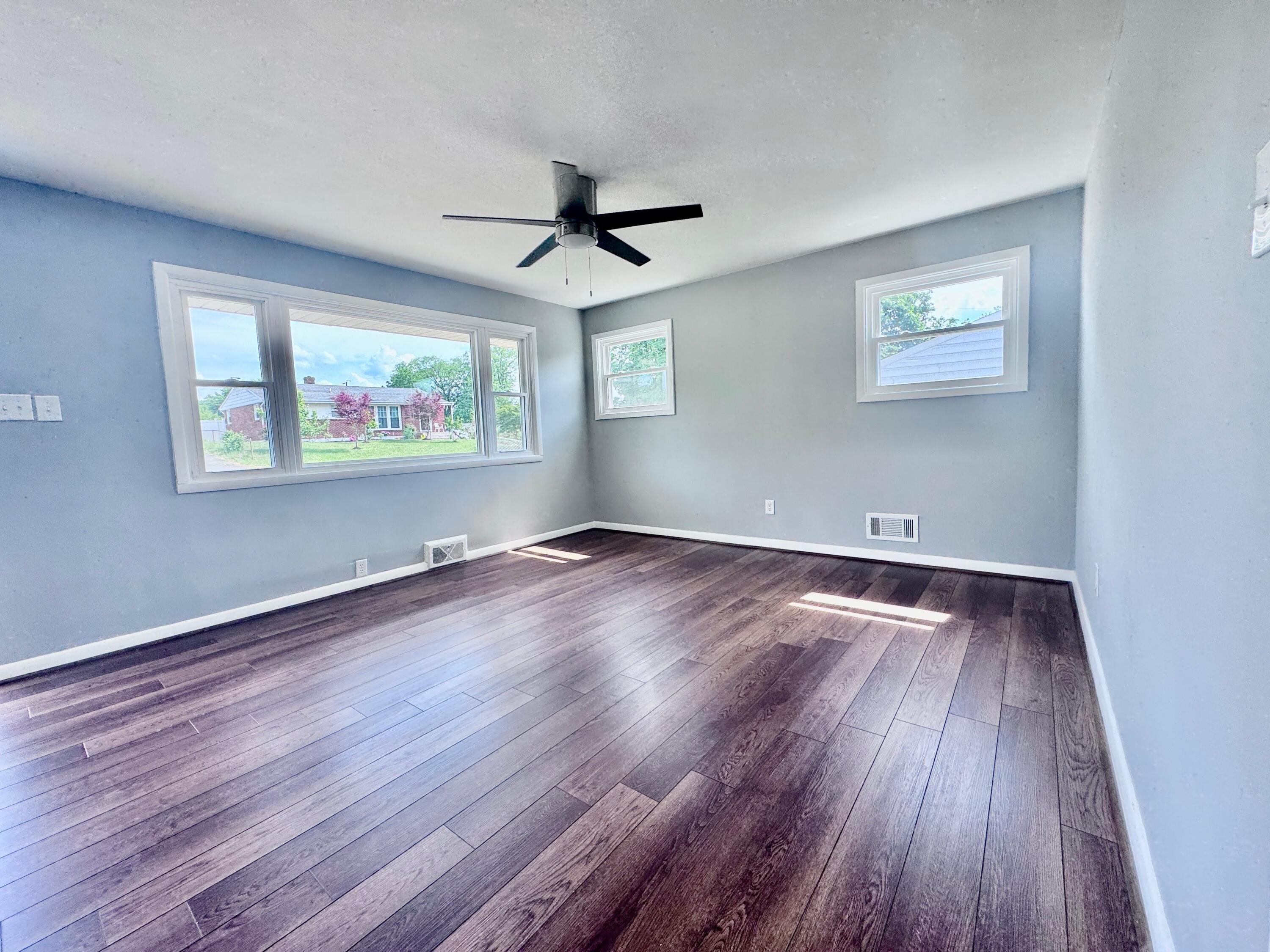 418 Victor Ave, Roanoke, Ohio image 5