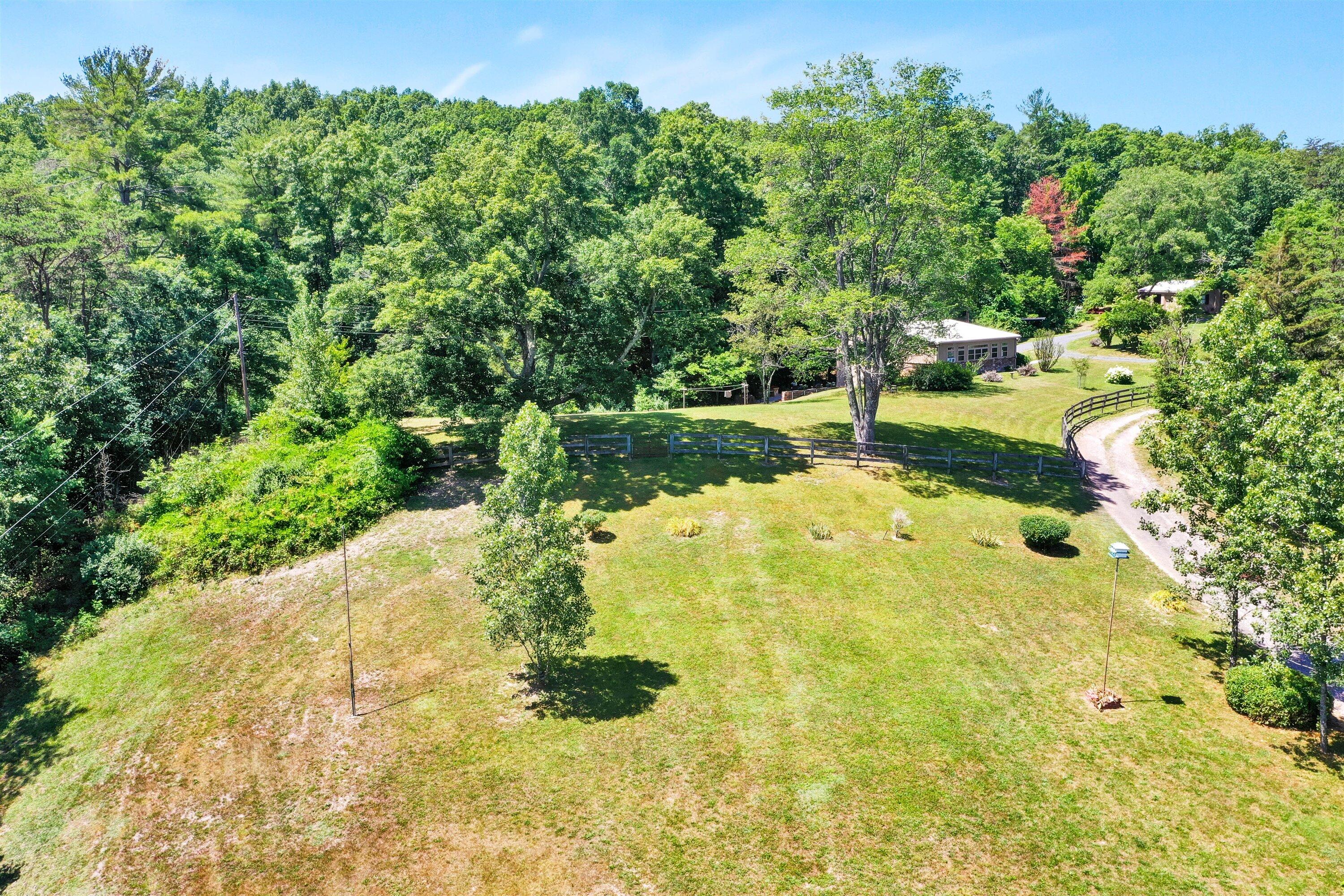 222 Walker Orchard Rd, Eagle Rock, Virginia image 29