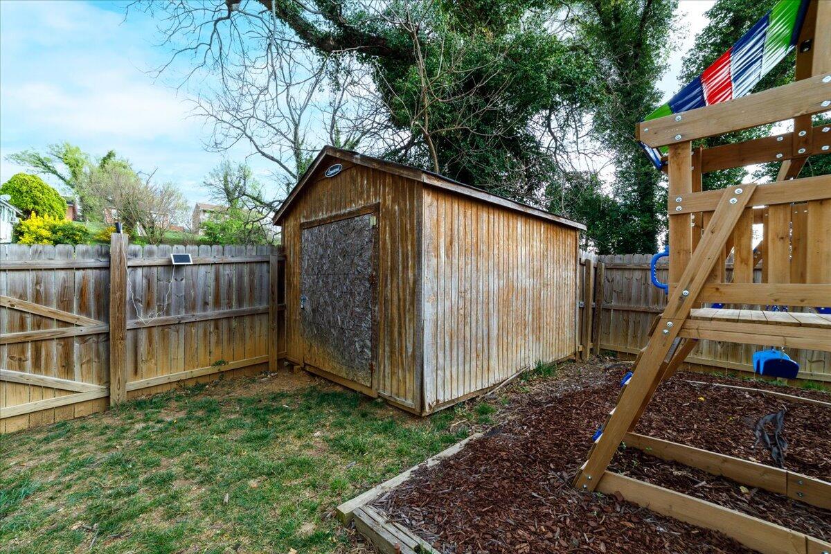 1527 Loudon Ave, Roanoke, Virginia image 38