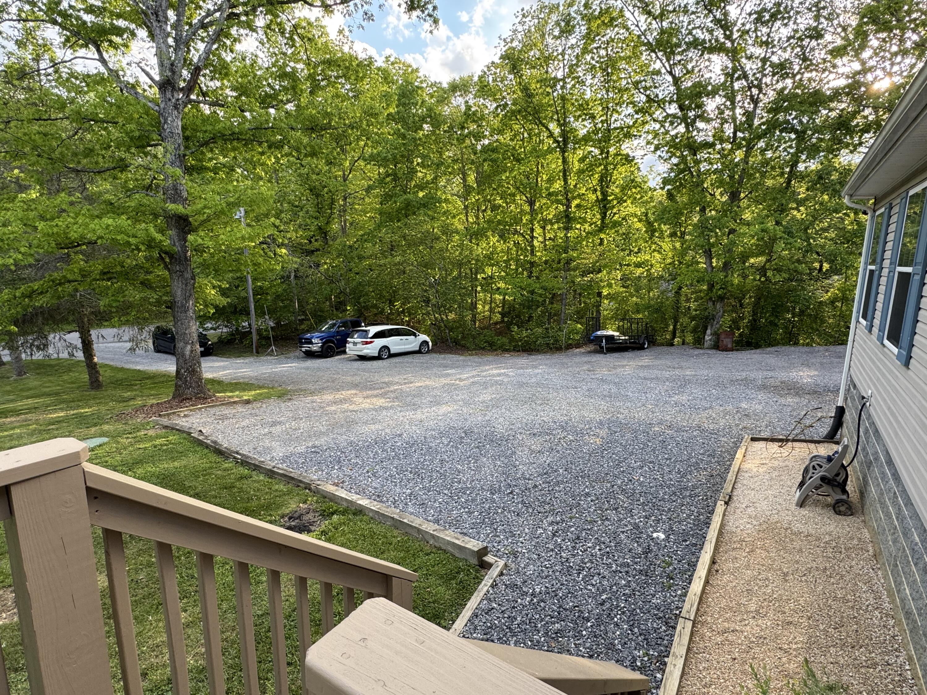 2416 West Wind Rd, Fincastle, Virginia image 3
