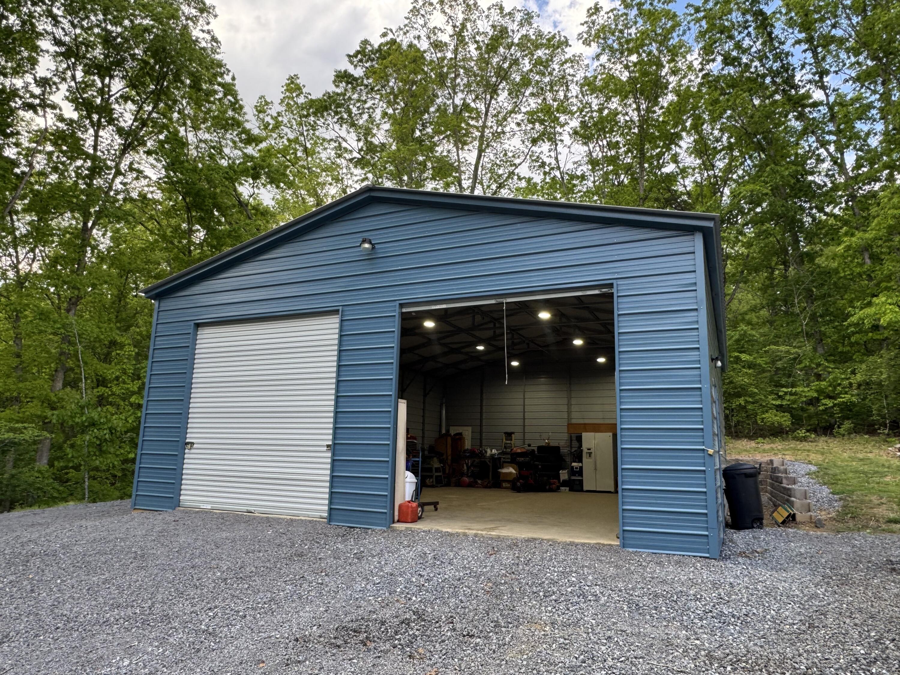 2416 West Wind Rd, Fincastle, Virginia image 6