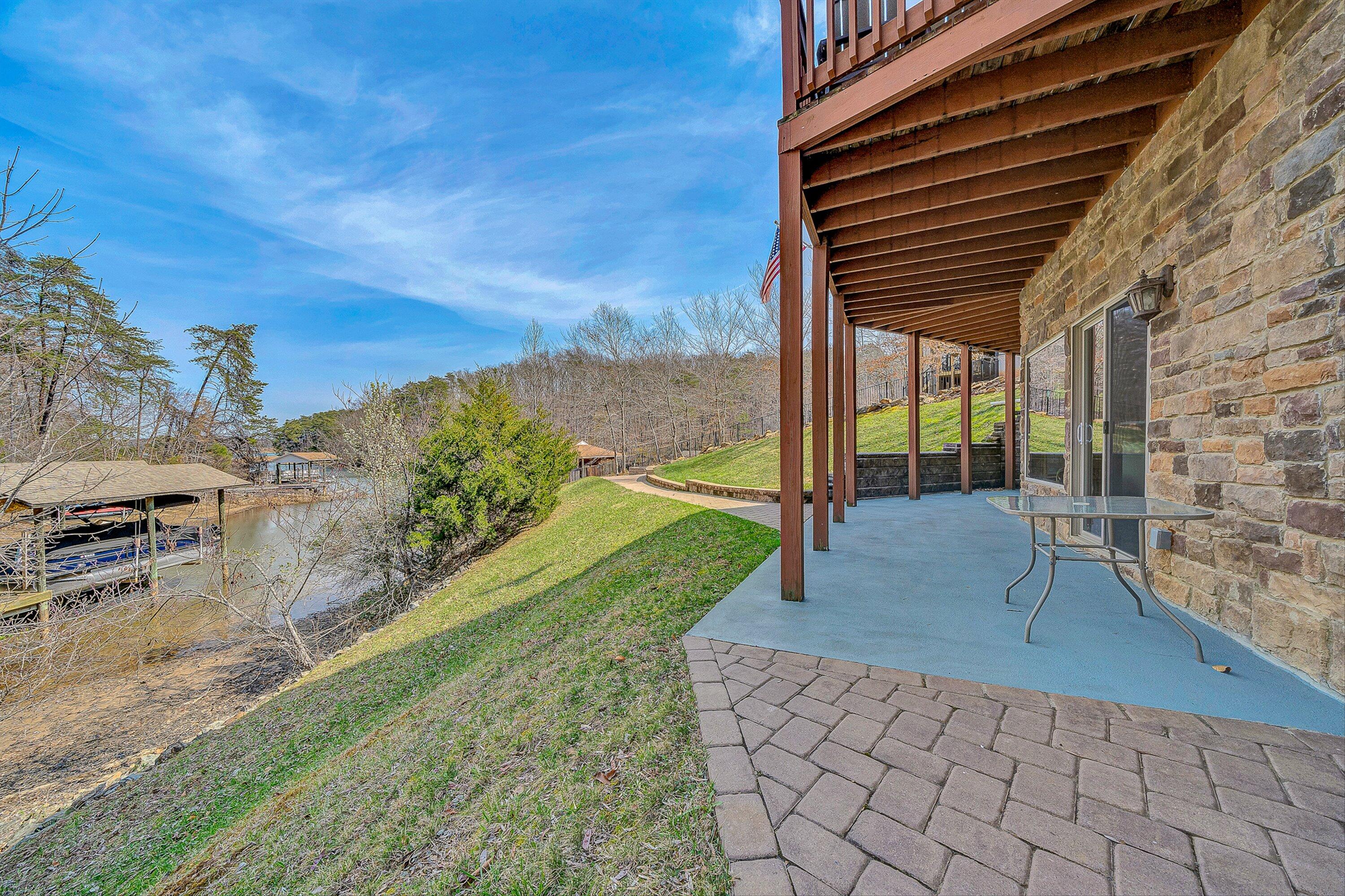 Moneta, Virginia, 24121, United States, 3 Bedrooms Bedrooms, ,4 BathroomsBathrooms,Residential,Active,2026793