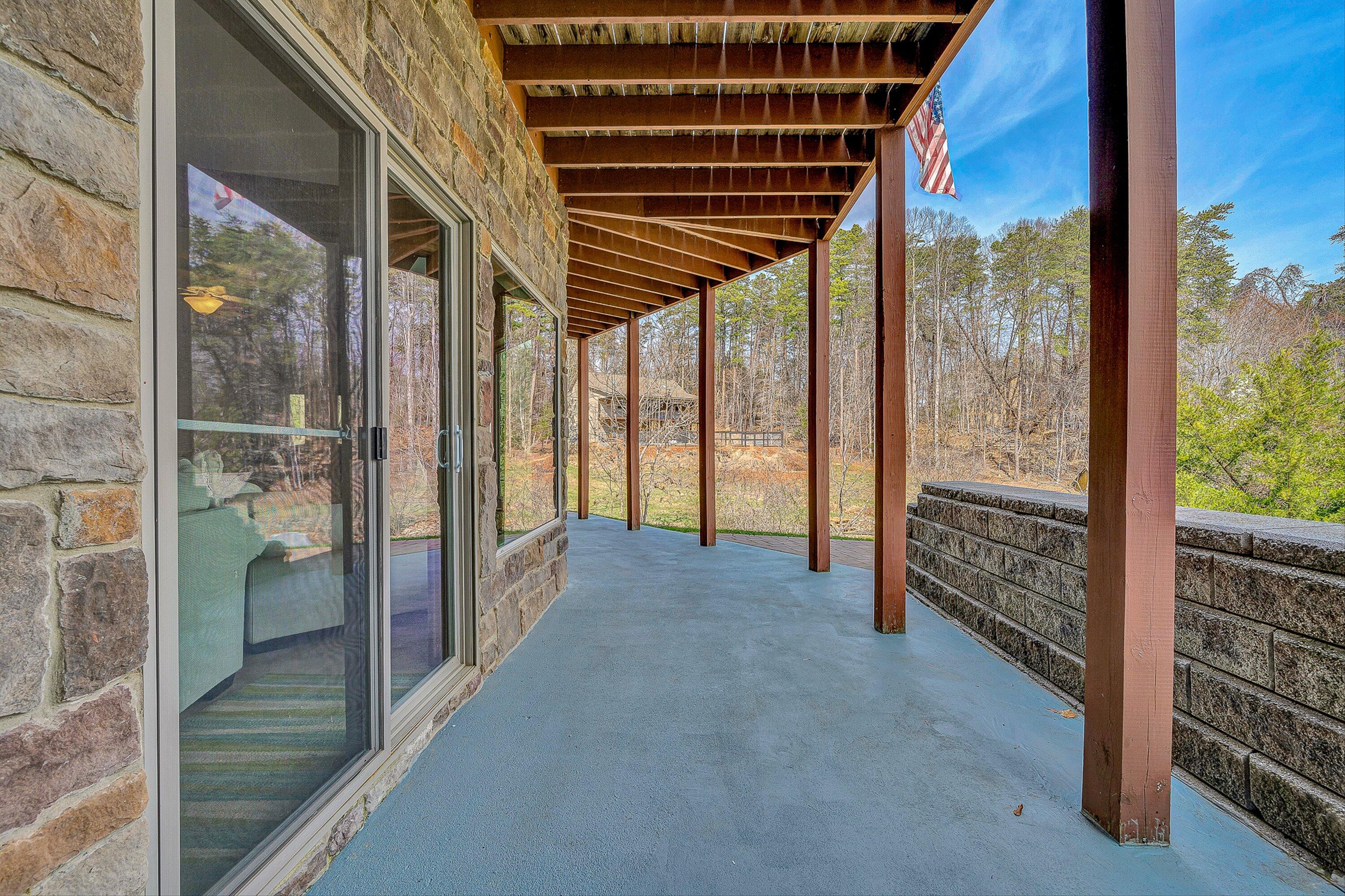 Moneta, Virginia, 24121, United States, 3 Bedrooms Bedrooms, ,4 BathroomsBathrooms,Residential,Active,2026793