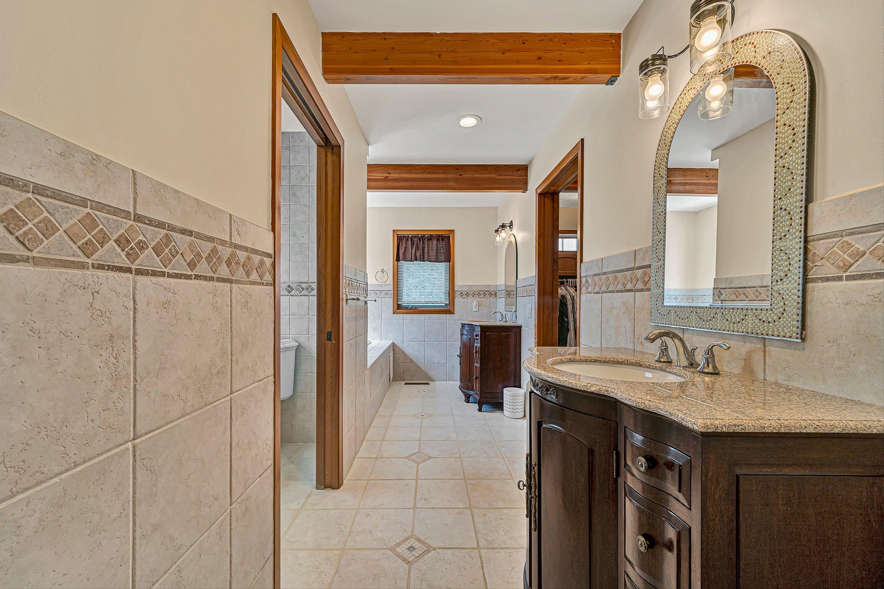 Moneta, Virginia, 24121, United States, 3 Bedrooms Bedrooms, ,4 BathroomsBathrooms,Residential,Active,2026793