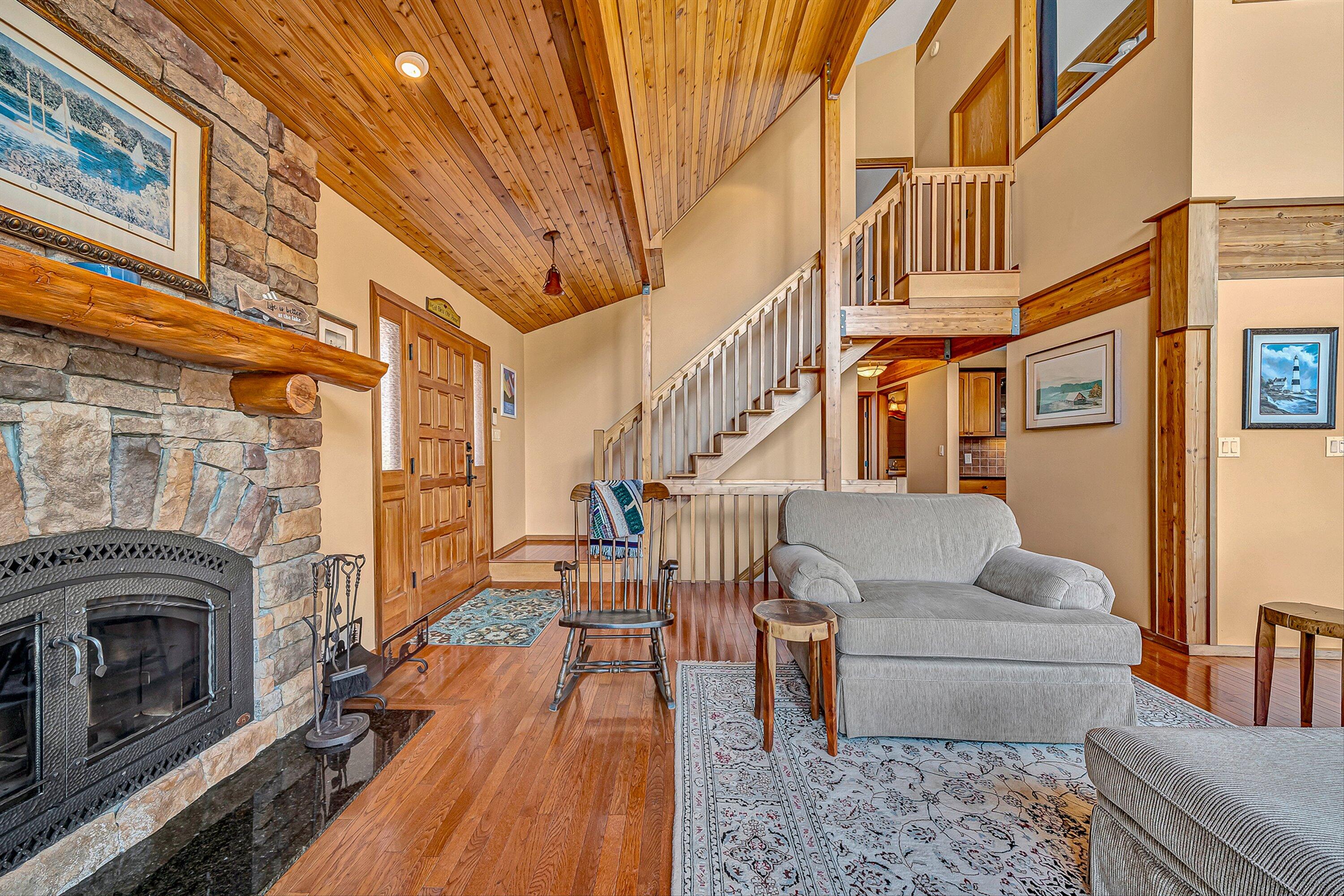 Moneta, Virginia, 24121, United States, 3 Bedrooms Bedrooms, ,4 BathroomsBathrooms,Residential,Active,2026793