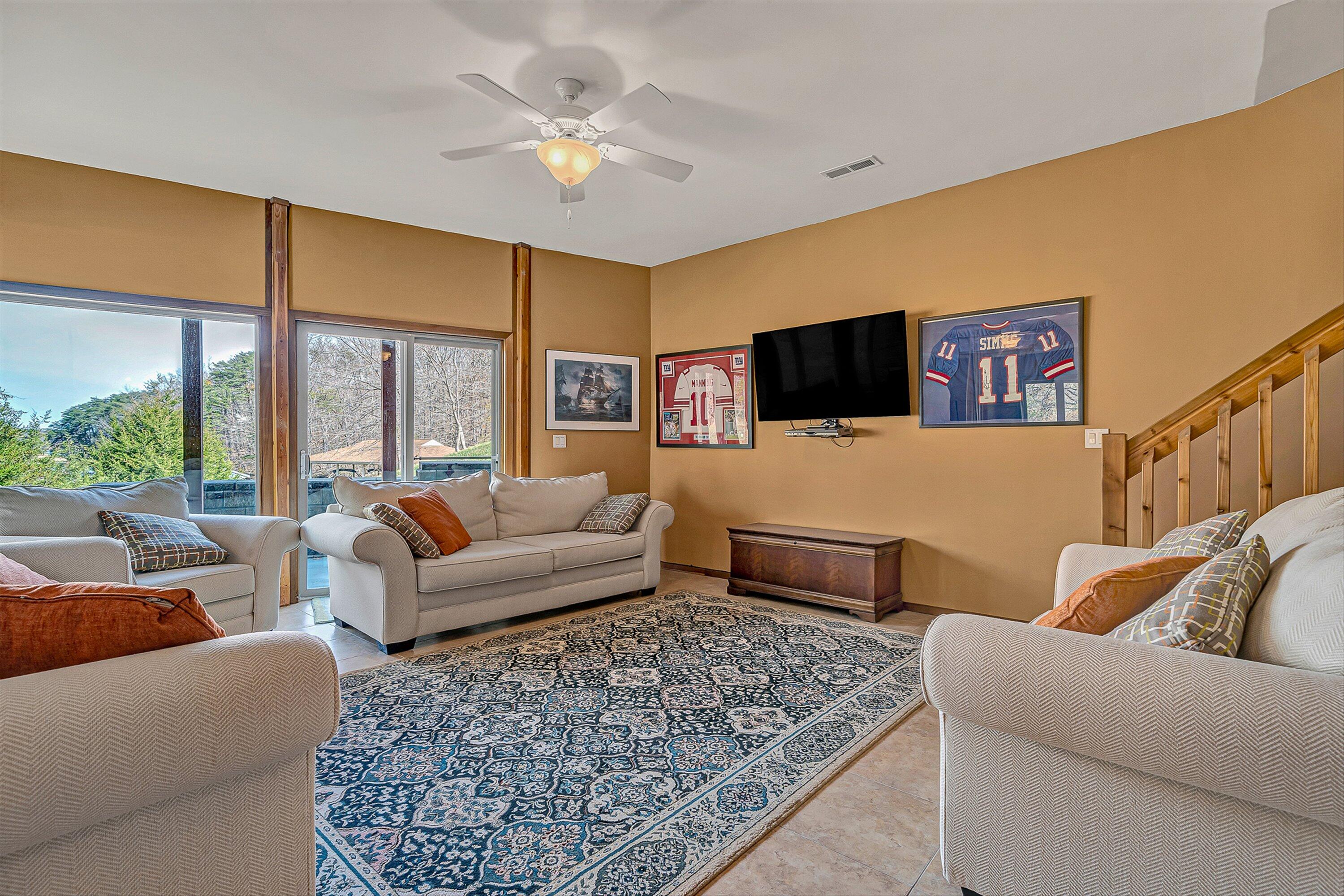 Moneta, Virginia, 24121, United States, 3 Bedrooms Bedrooms, ,4 BathroomsBathrooms,Residential,Active,2026793