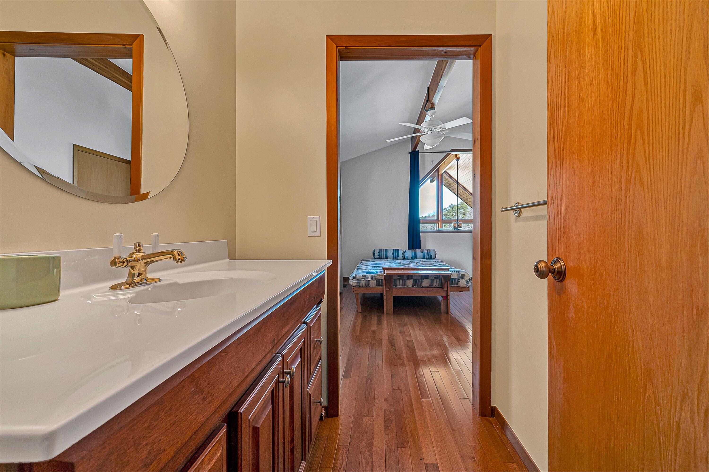 Moneta, Virginia, 24121, United States, 3 Bedrooms Bedrooms, ,4 BathroomsBathrooms,Residential,Active,2026793
