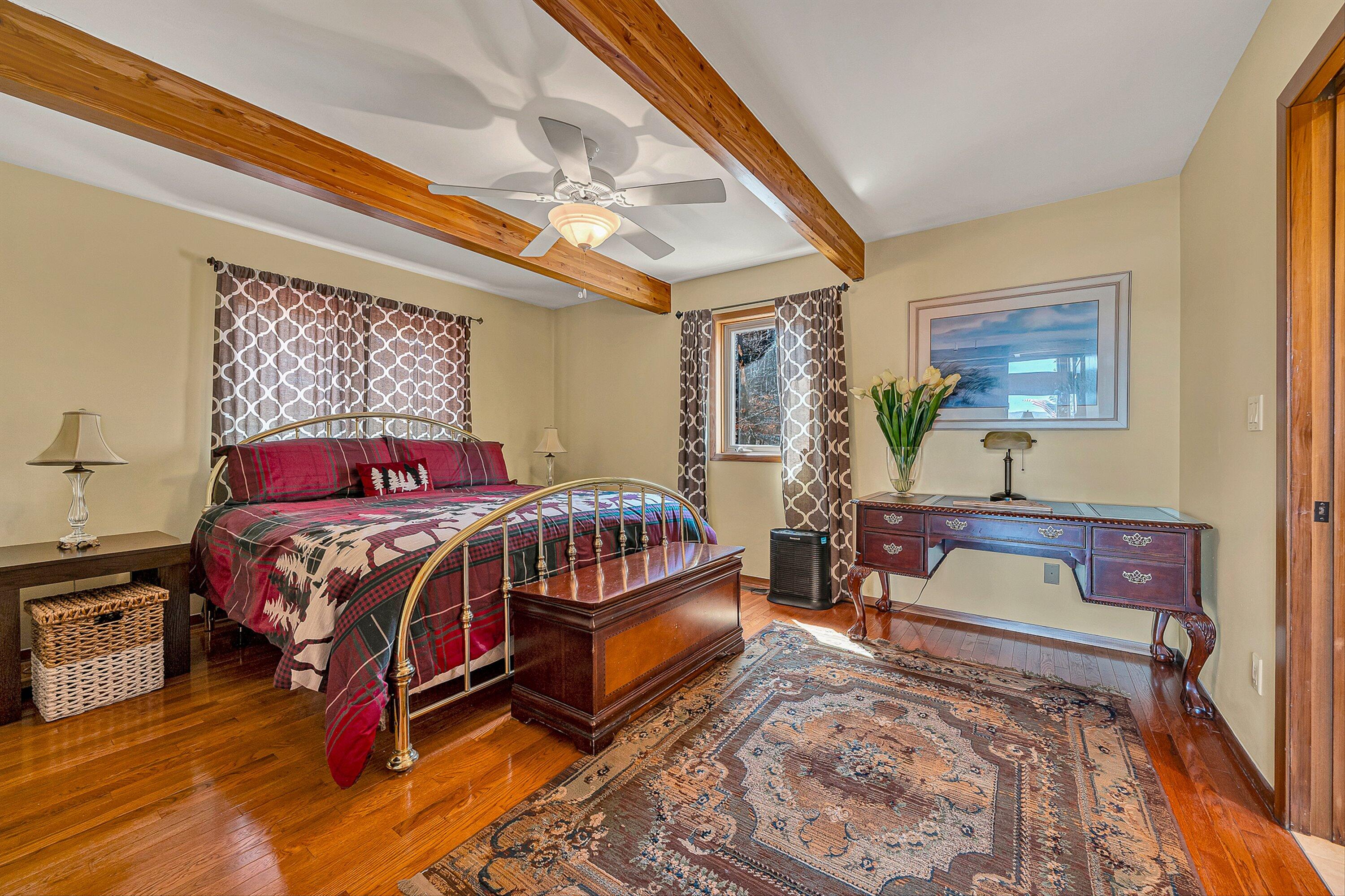 Moneta, Virginia, 24121, United States, 3 Bedrooms Bedrooms, ,4 BathroomsBathrooms,Residential,Active,2026793