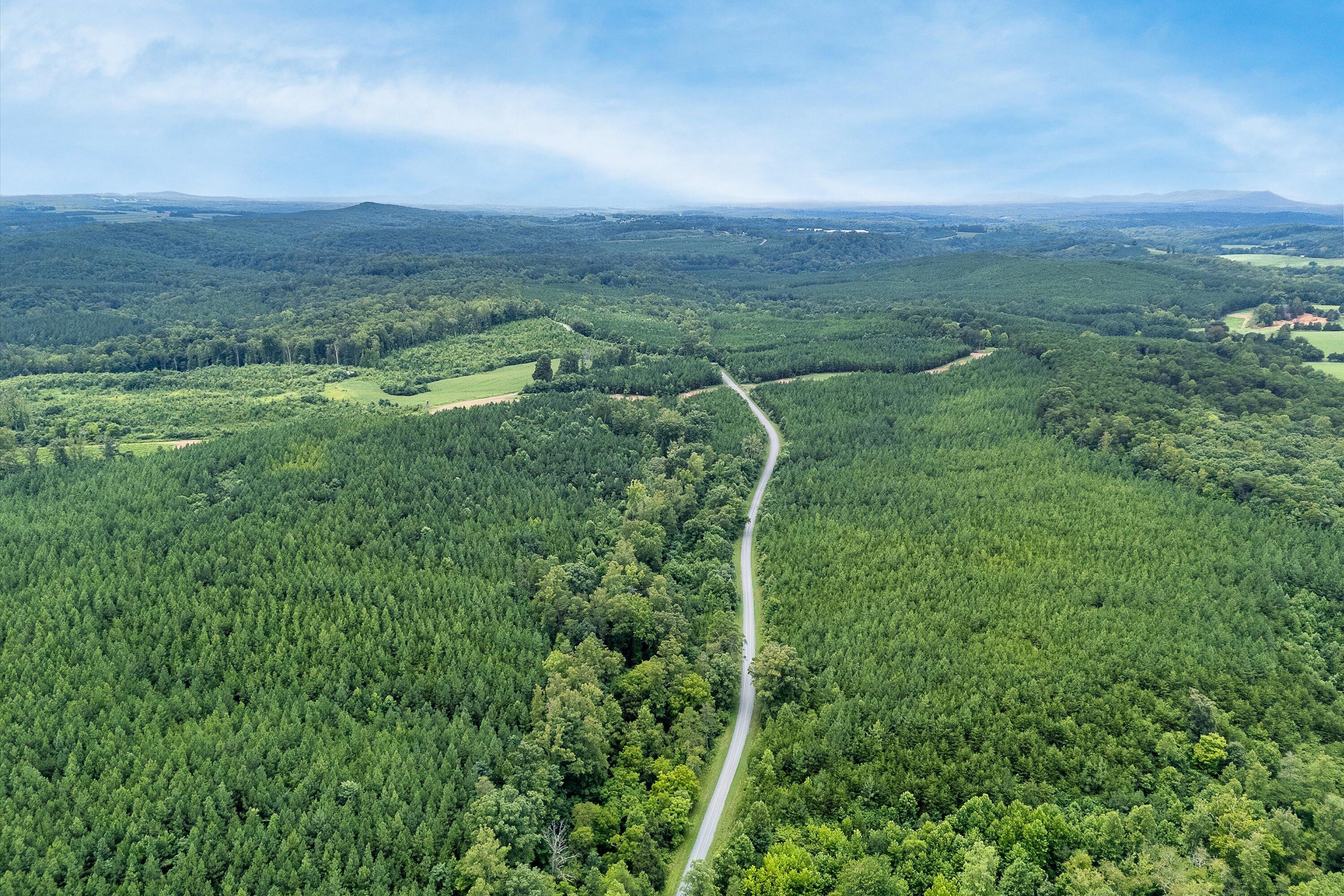 Star Land Dr, Sandy Level, Virginia image 9