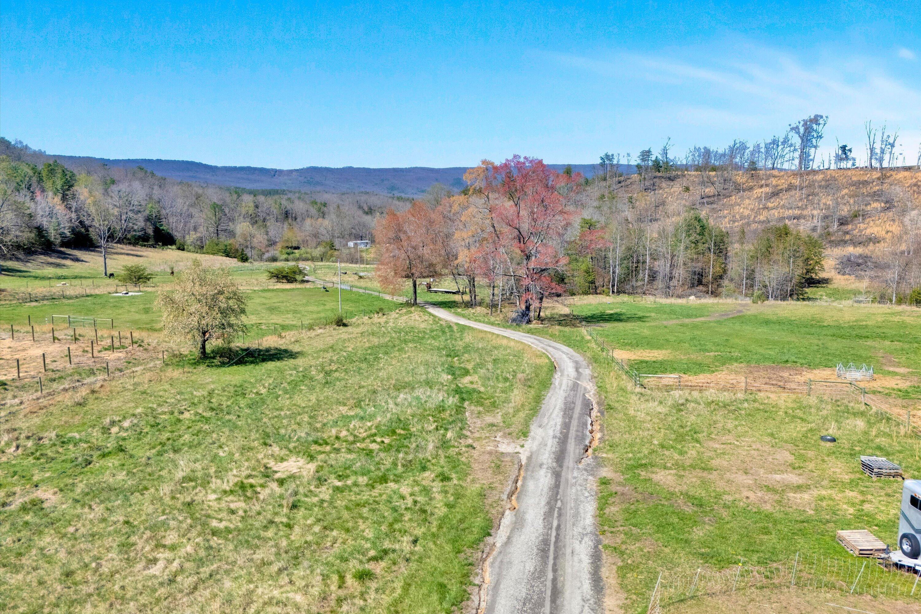 657 Meadows Ln, New Castle, Virginia image 19