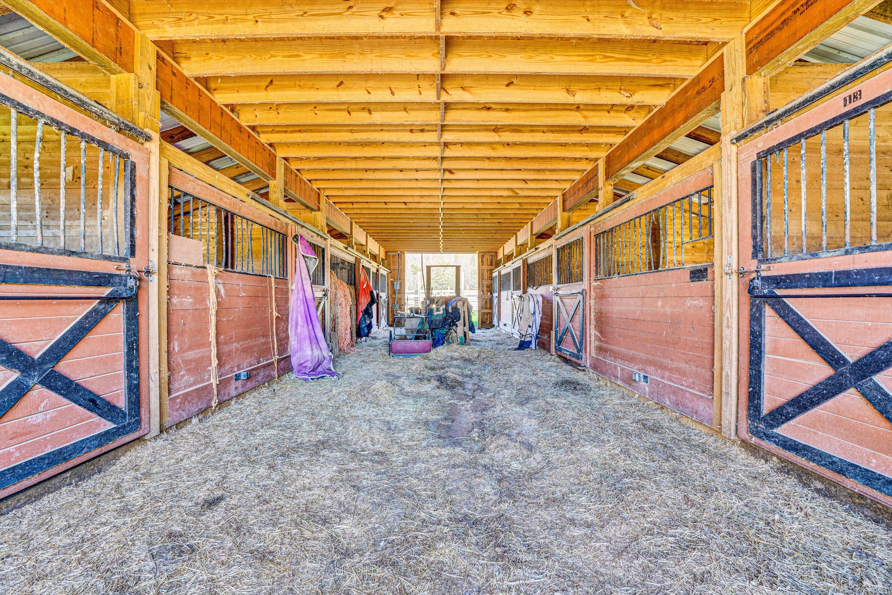 657 Meadows Ln, New Castle, Virginia image 3