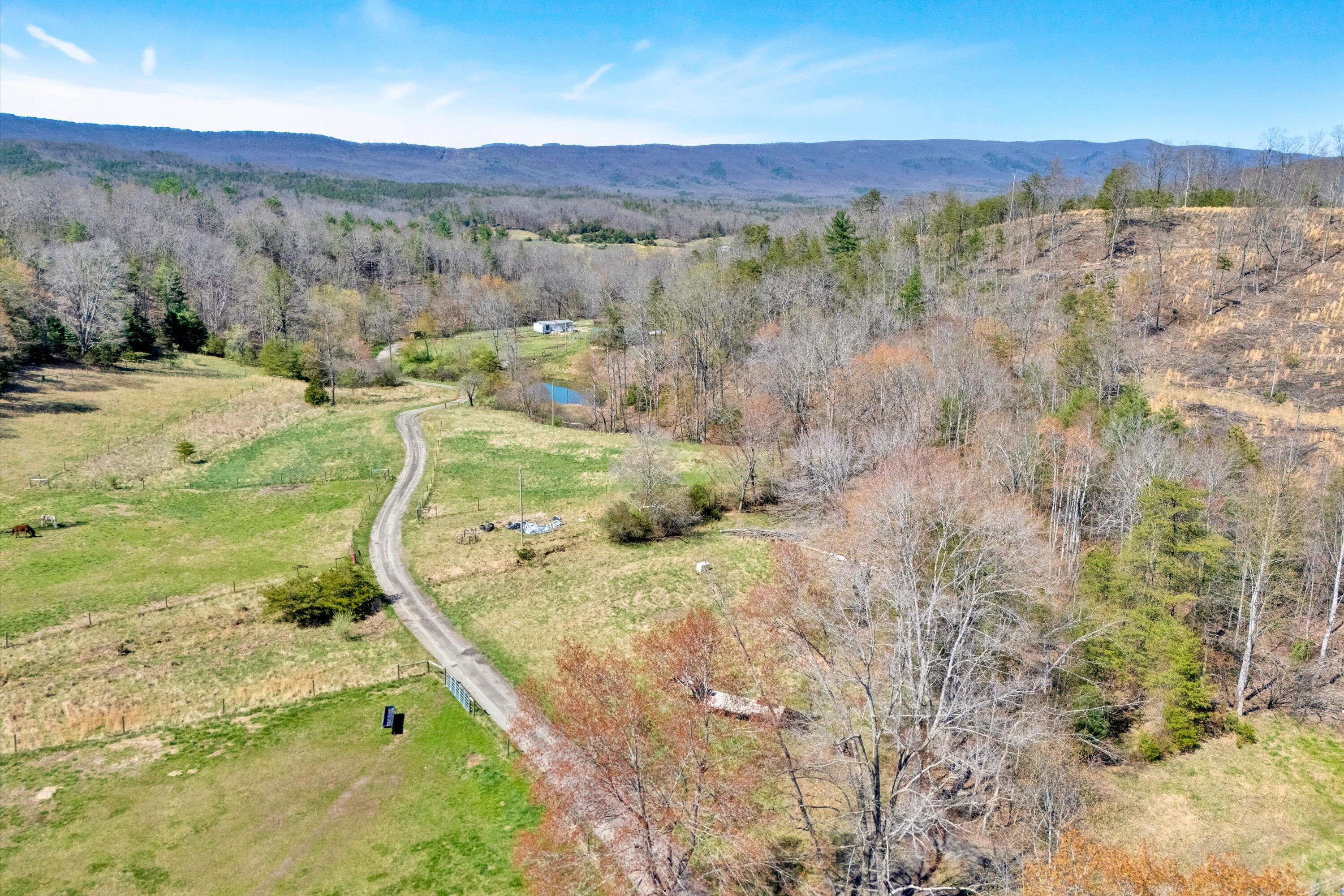 657 Meadows Ln, New Castle, Virginia image 17
