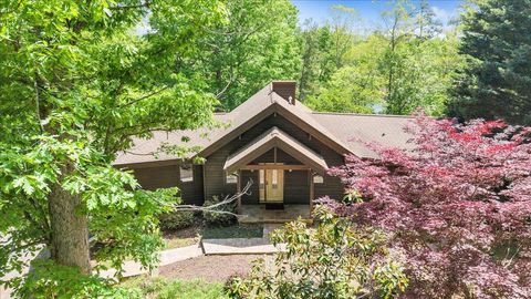 Homes For Sale - 1042 Runaway Bay Rd<br/> Lynch Station, VA 24571