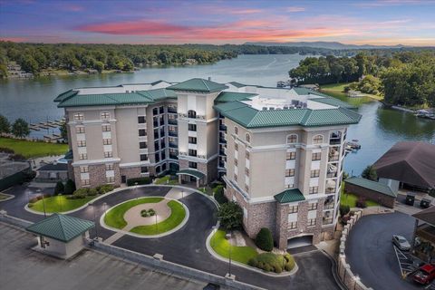 Photo of 100 Bridgewater Pointe PL #601, Moneta, VA 24121 (MLS # 922749)