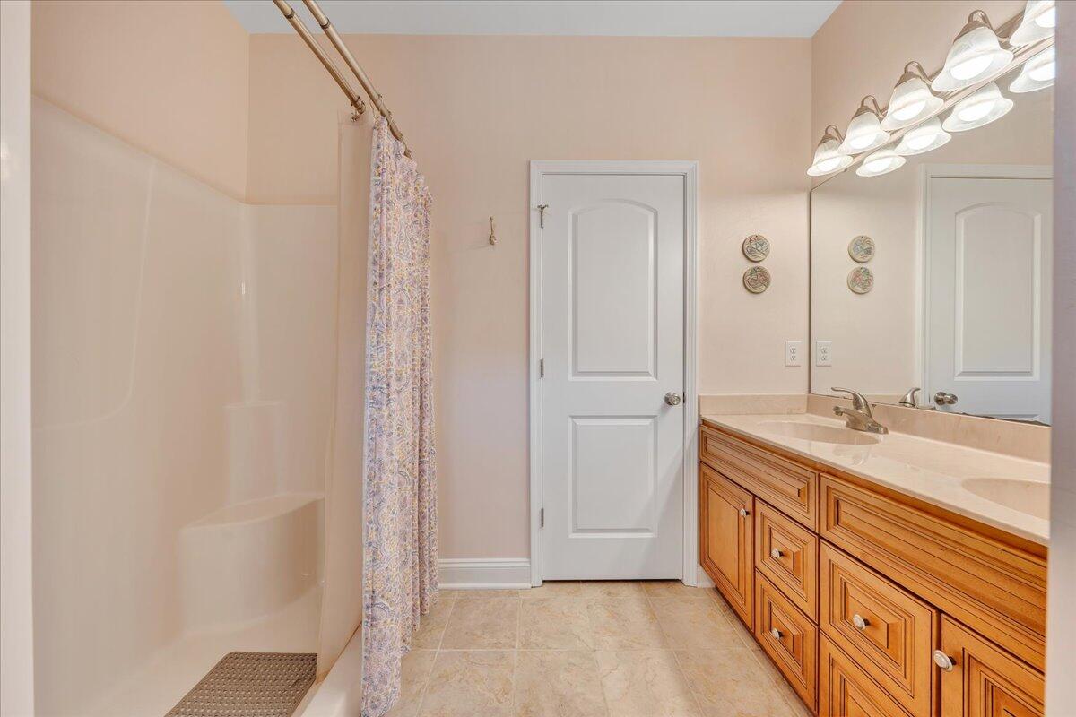 703 N Battery Dr, Roanoke, Virginia image 25