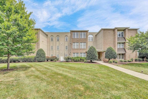 Condo For Sale - 4865 Glen Ivy Ln #209<br/> Roanoke, VA 24018