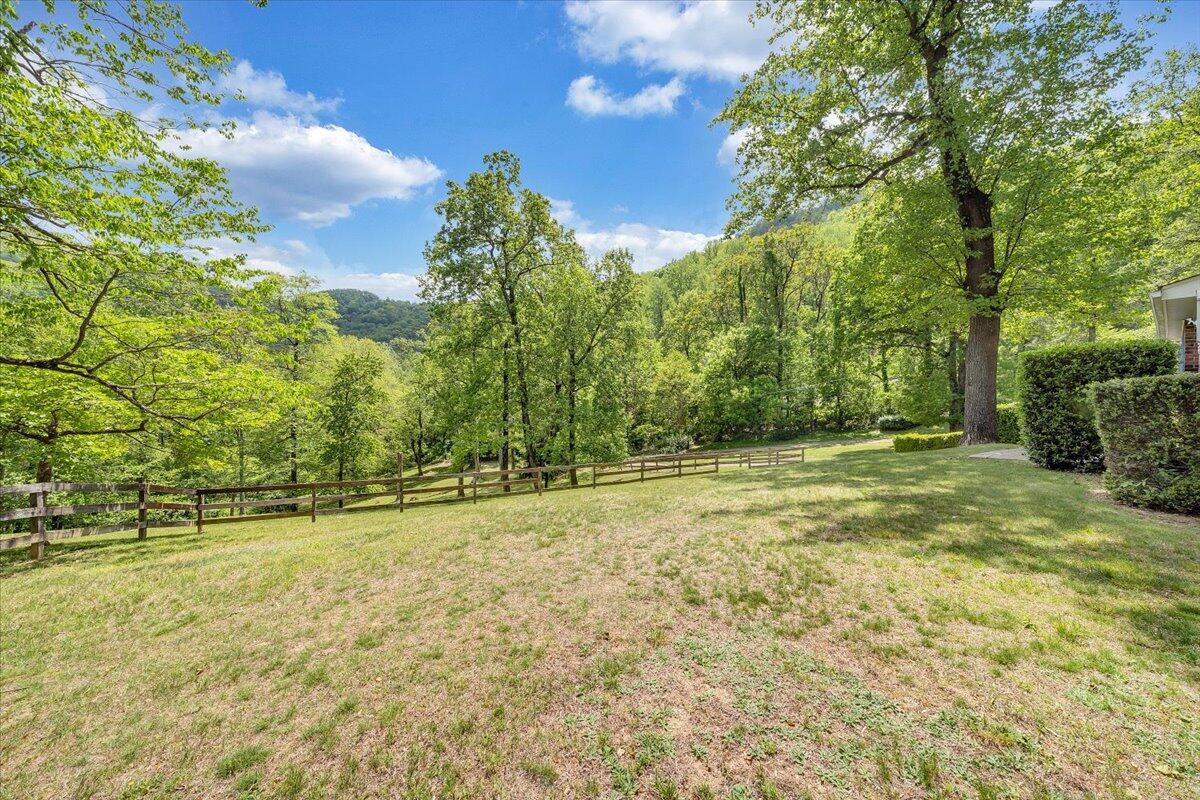 7133 Stone Mountain Rd, Roanoke, Virginia image 11