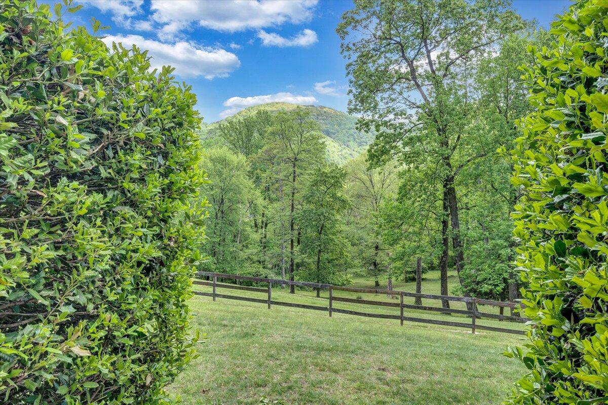 7133 Stone Mountain Rd, Roanoke, Virginia image 8