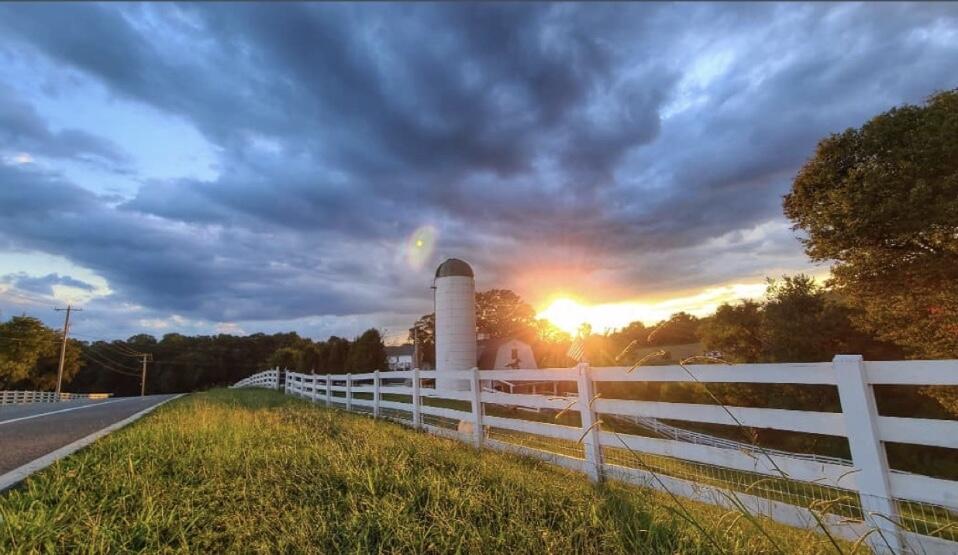 2148 Mountain View Rd, Vinton, Virginia image 16