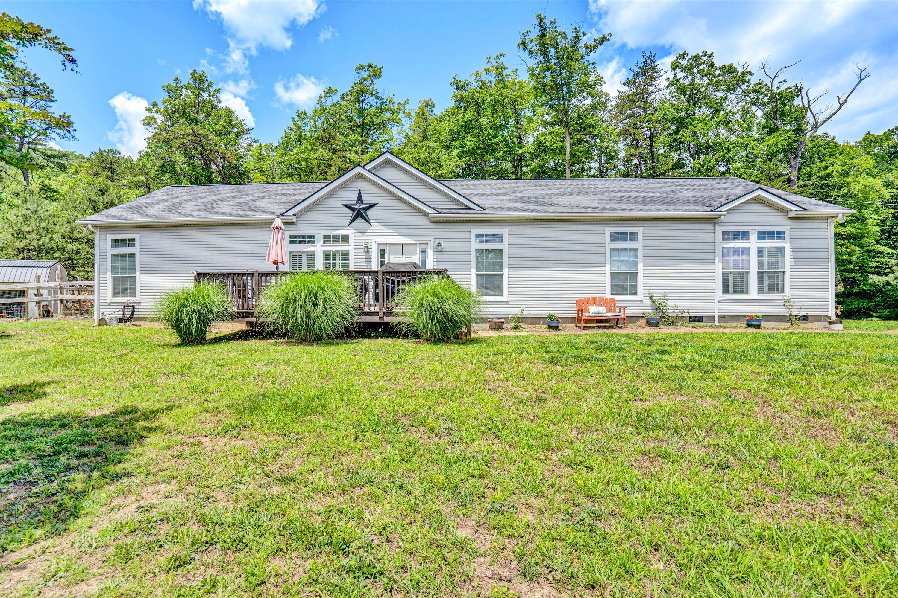 925 Givens Tyler Rd, Salem, Ohio image 2