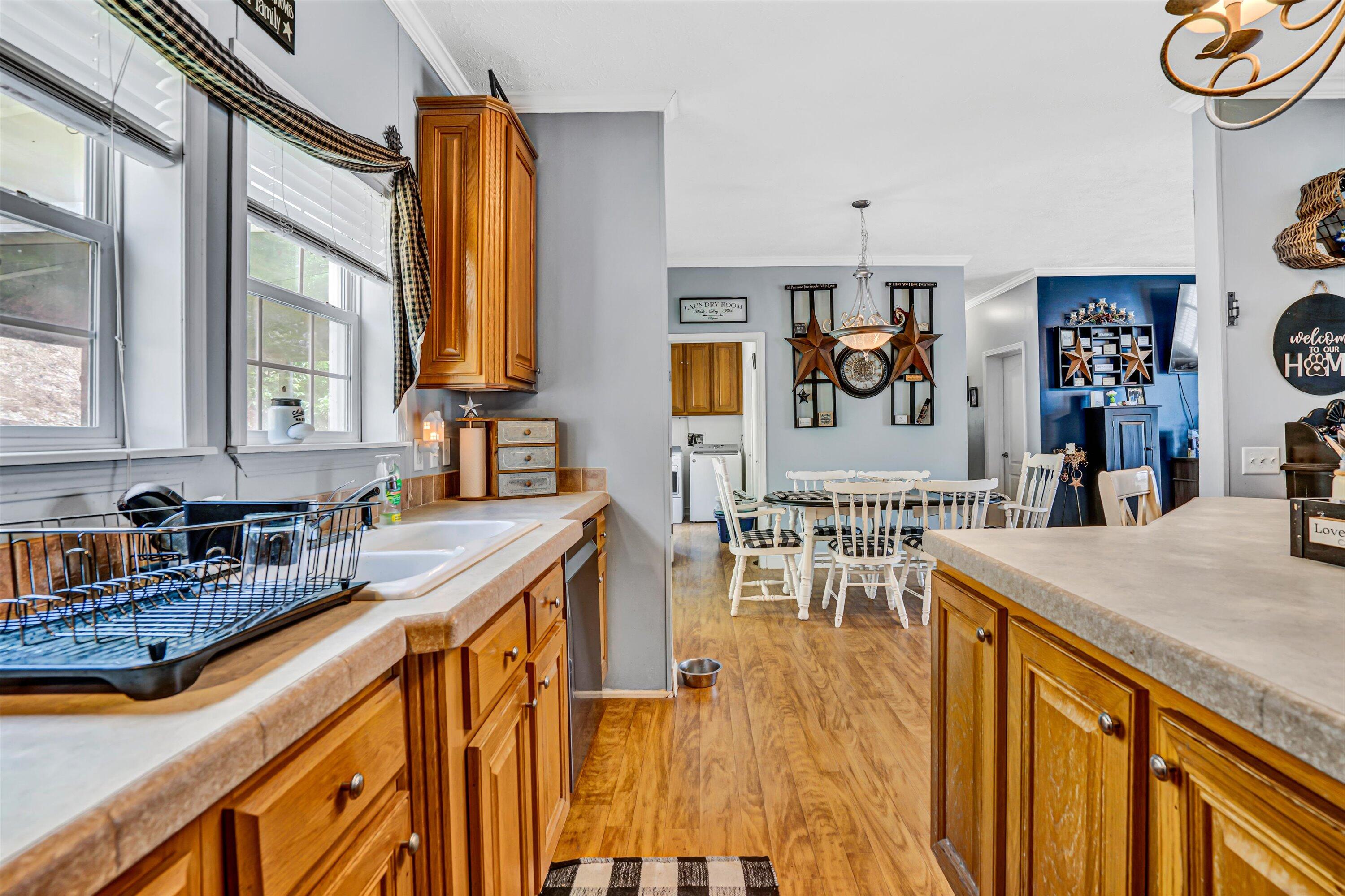 925 Givens Tyler Rd, Salem, Ohio image 13