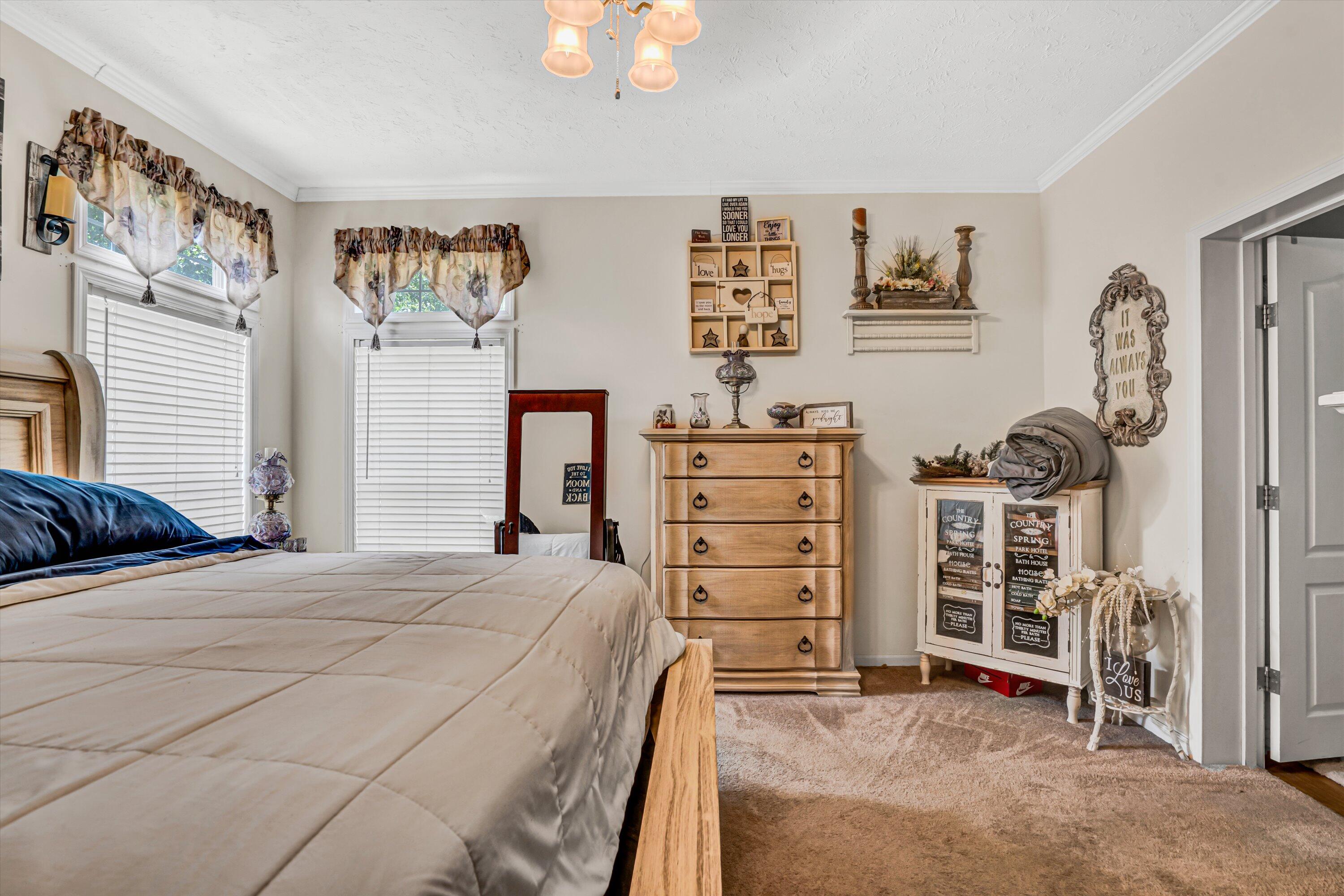 925 Givens Tyler Rd, Salem, Ohio image 15