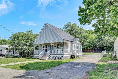 Homes For Sale - 635 Queen Ave<br/> Roanoke, VA 24012