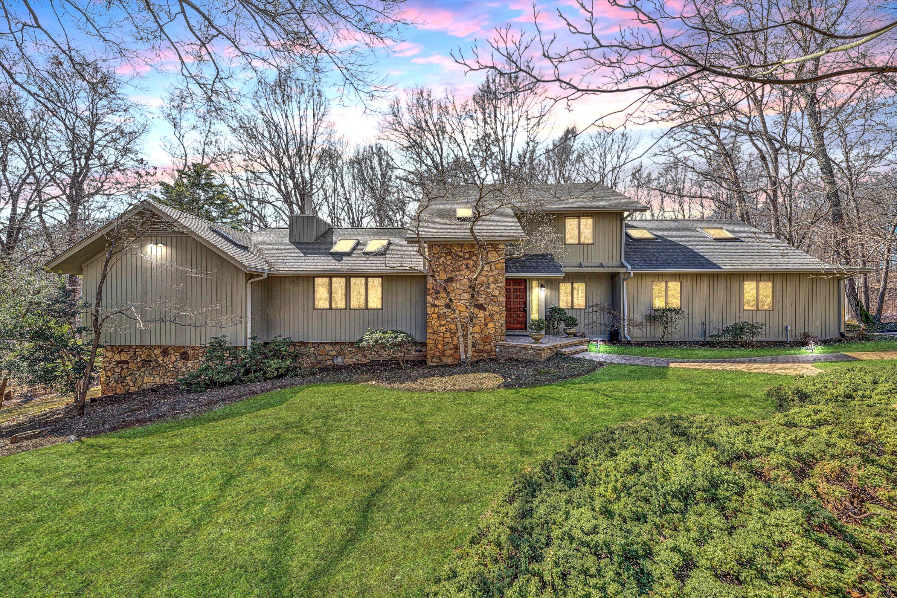 265 Lakewood Ct, Rocky Mount, Virginia image 1