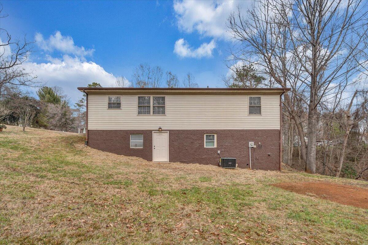 1000 Independence Dr, Martinsville, Virginia image 35