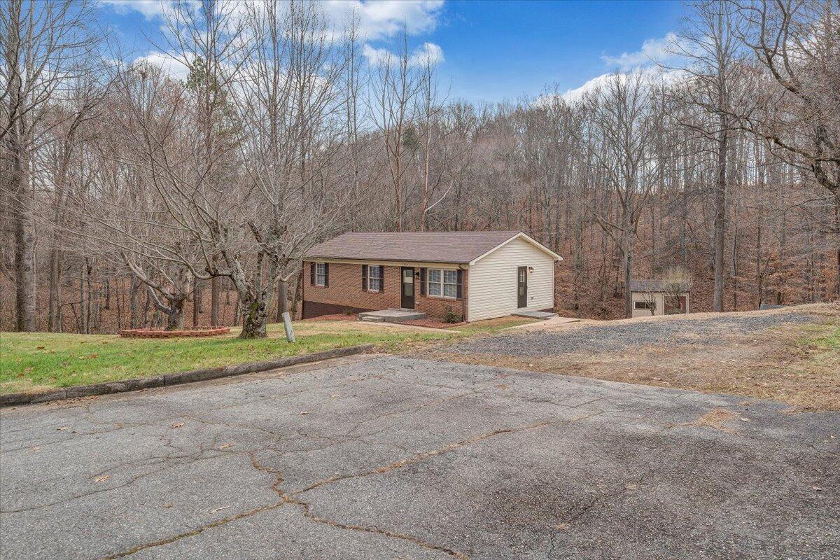 1000 Independence Dr, Martinsville, Virginia image 32