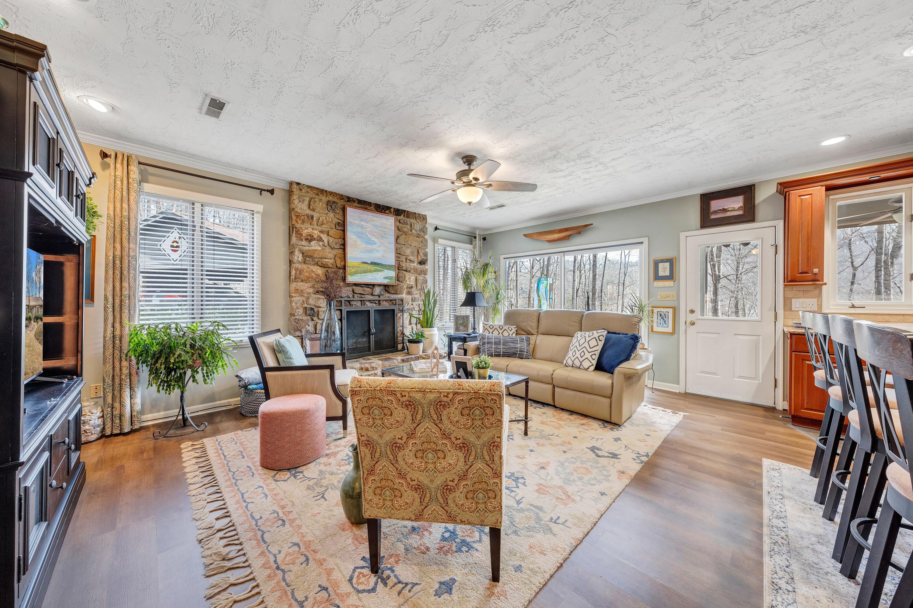 4921 Hunting Hills Dr, Roanoke, Virginia image 39