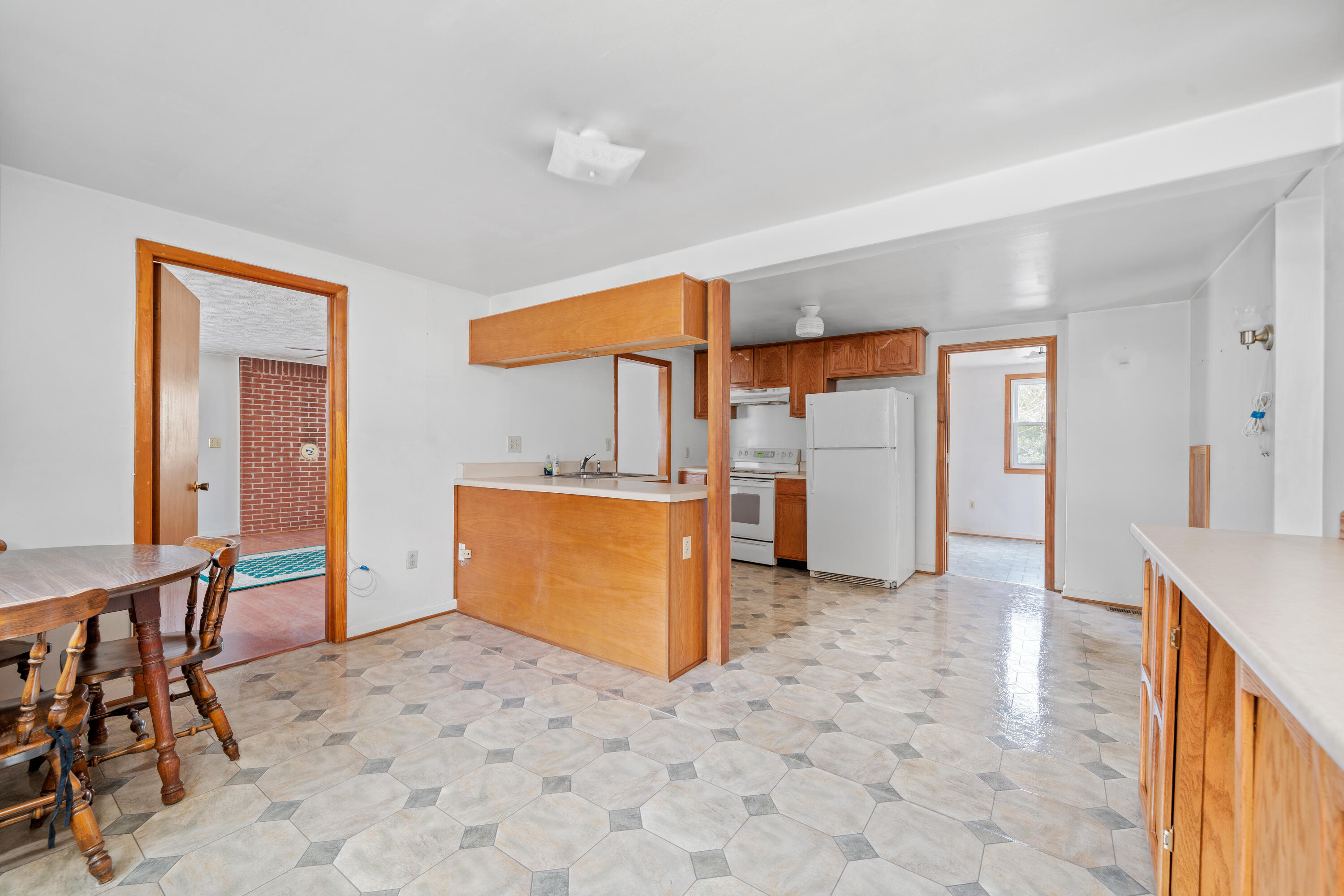 466 Greenway Hollow Rd, Troutville, Virginia image 3