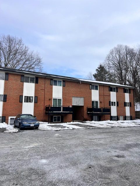 Multifamily For Sale - 125 Bush Dr<br/> Vinton, VA 24179