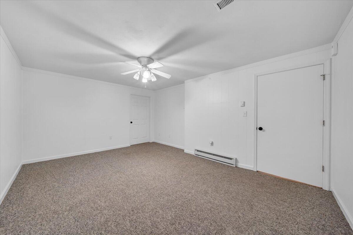 4949 Grape Tree Ln, Roanoke, Virginia image 43