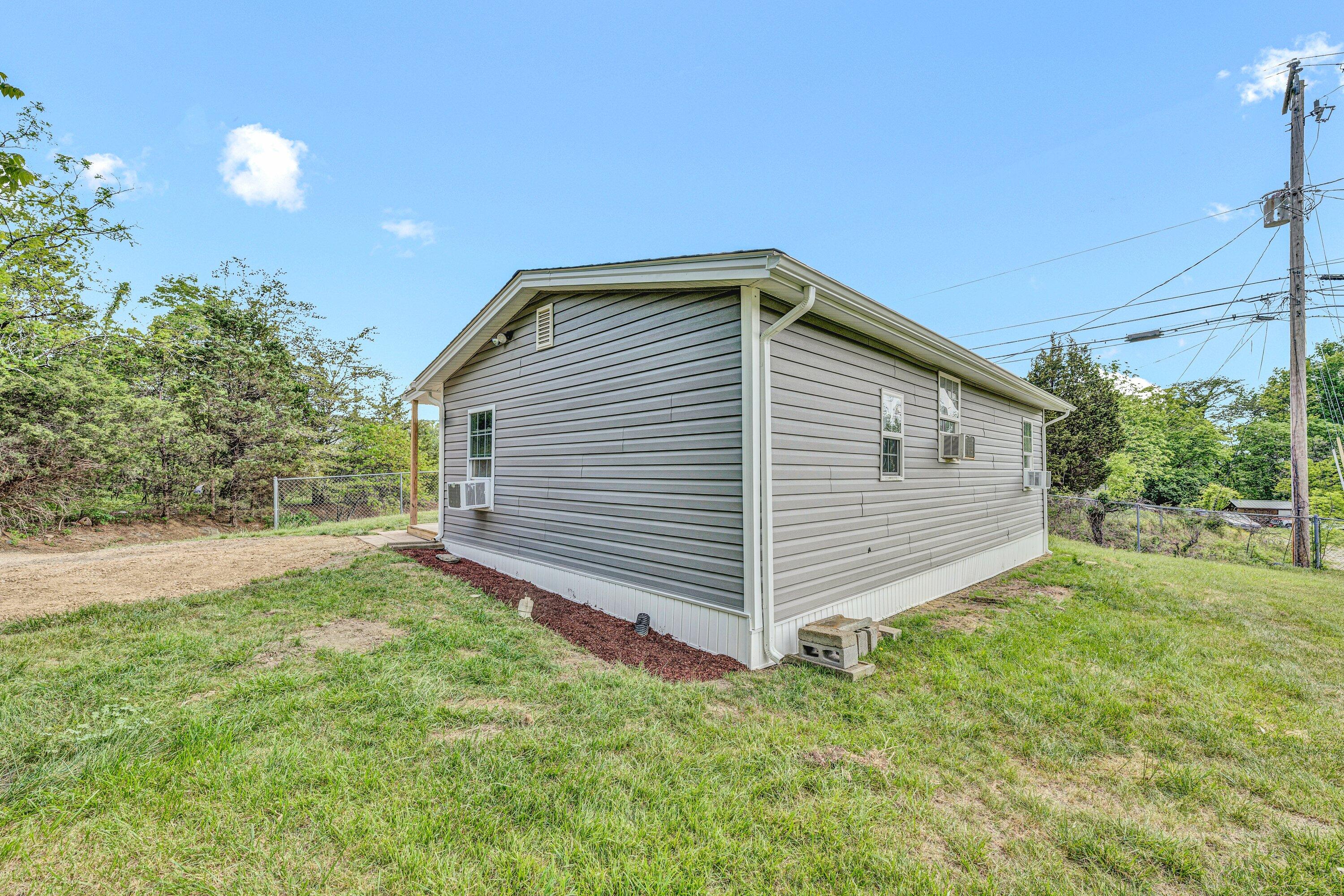 8307 Reservoir Rd, Roanoke, Ohio image 13