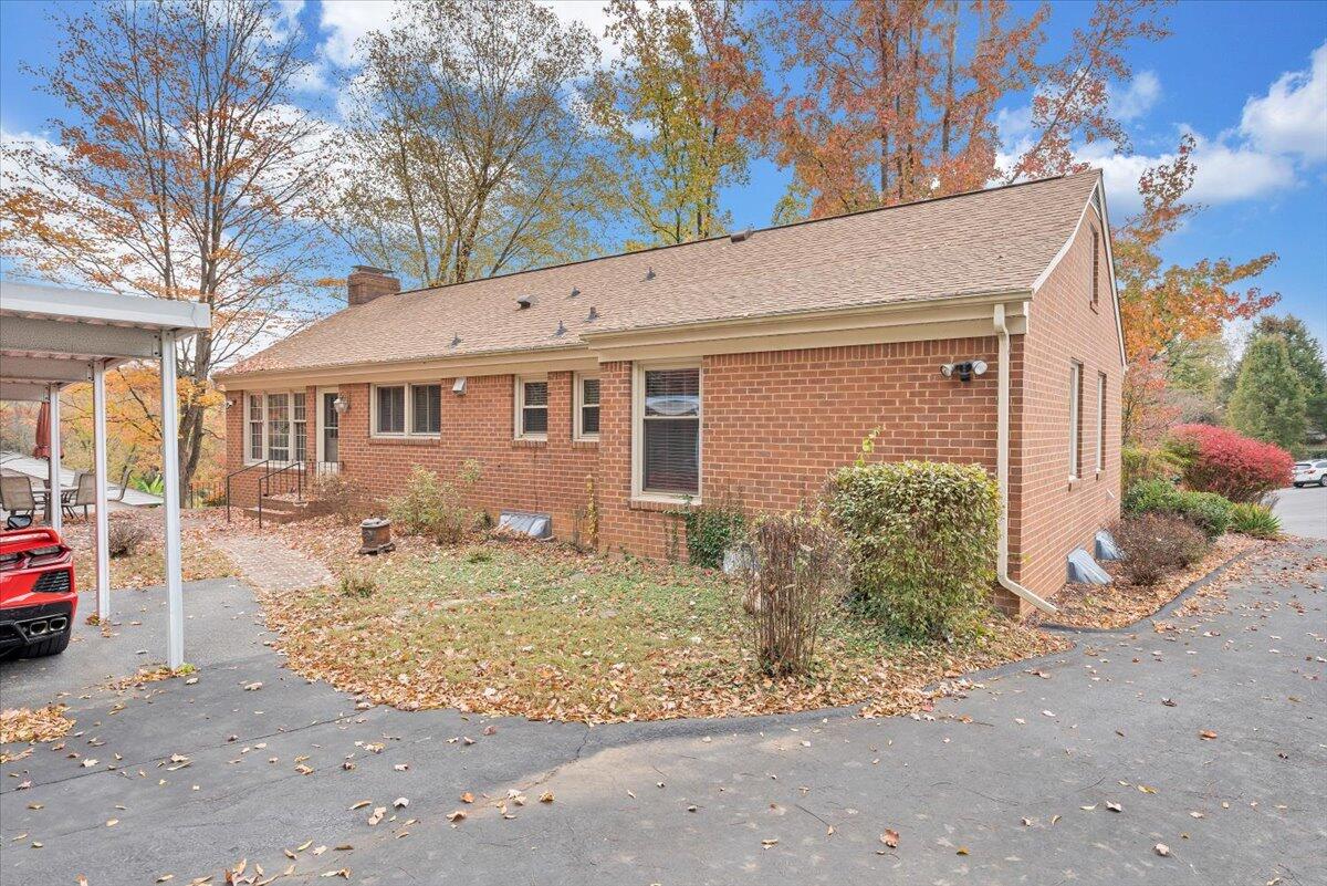 2521 Inglewood Rd, Roanoke, Virginia image 10