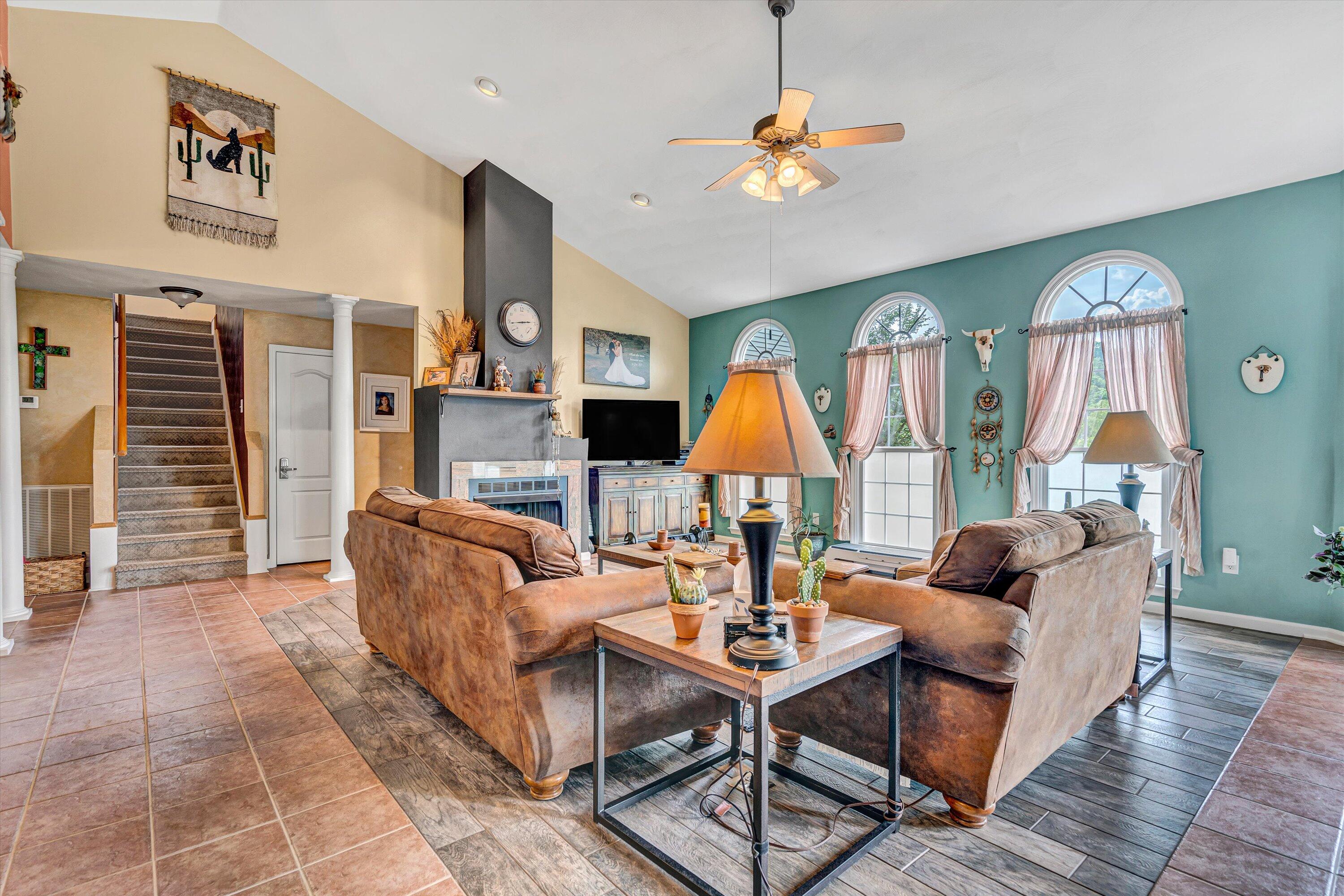 5719 Spring Meadow Ct, Roanoke, Virginia image 7
