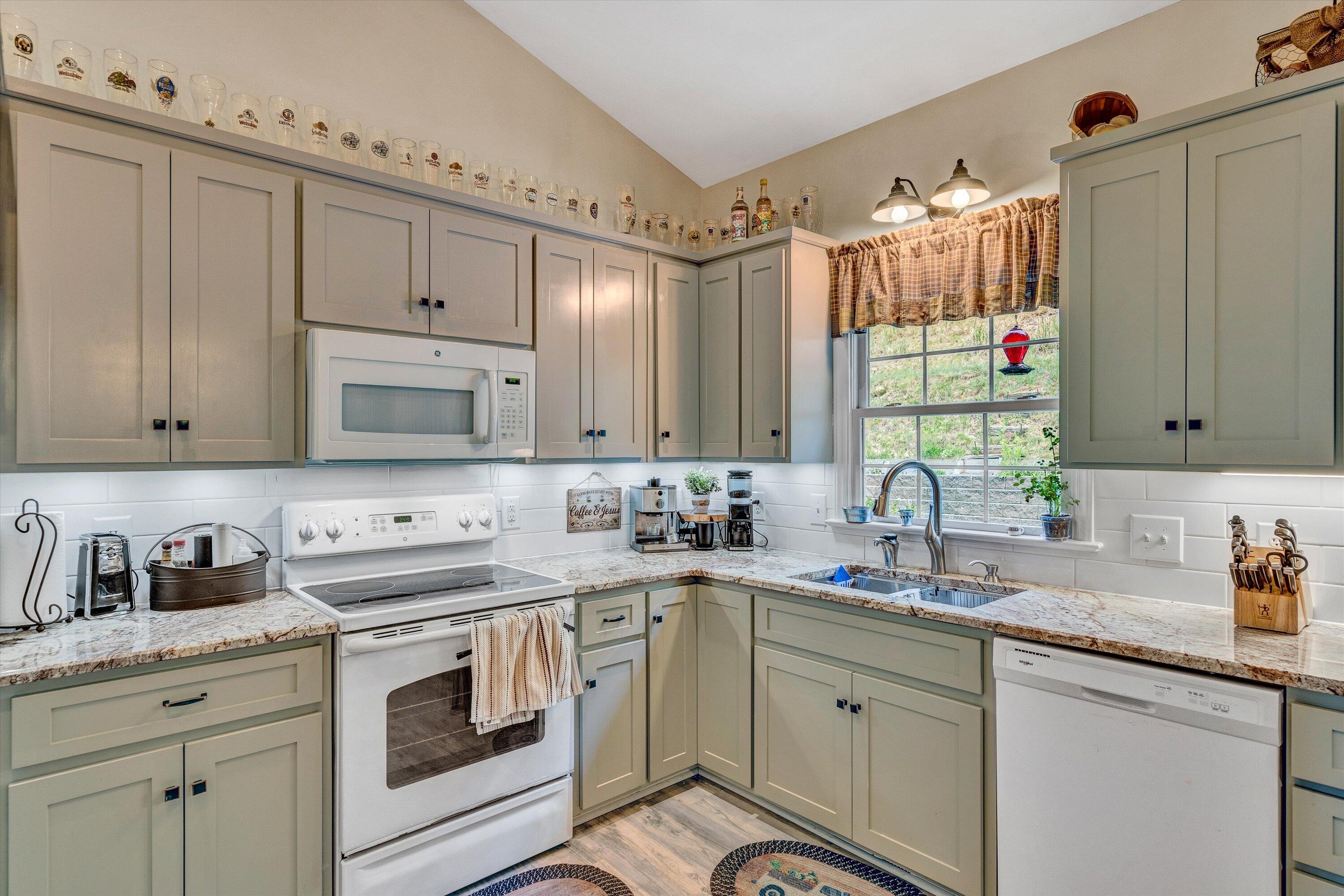 5719 Spring Meadow Ct, Roanoke, Virginia image 12